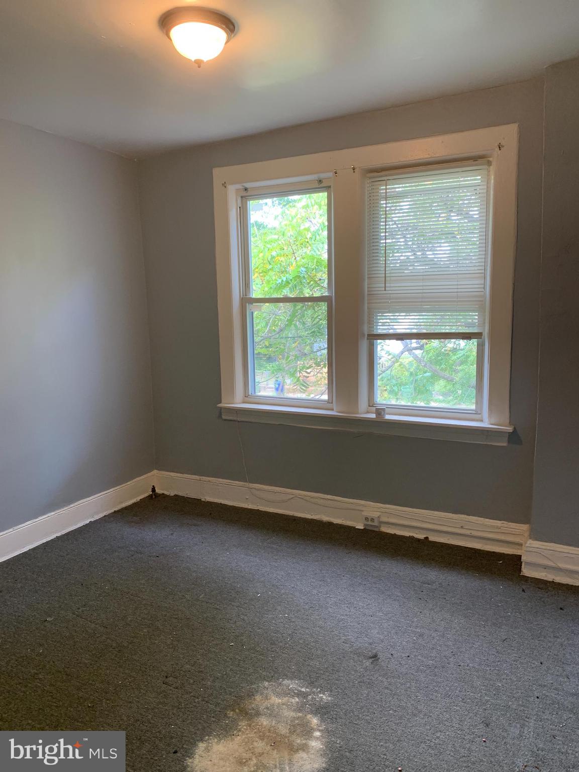 DORCHESTER - Residential Income