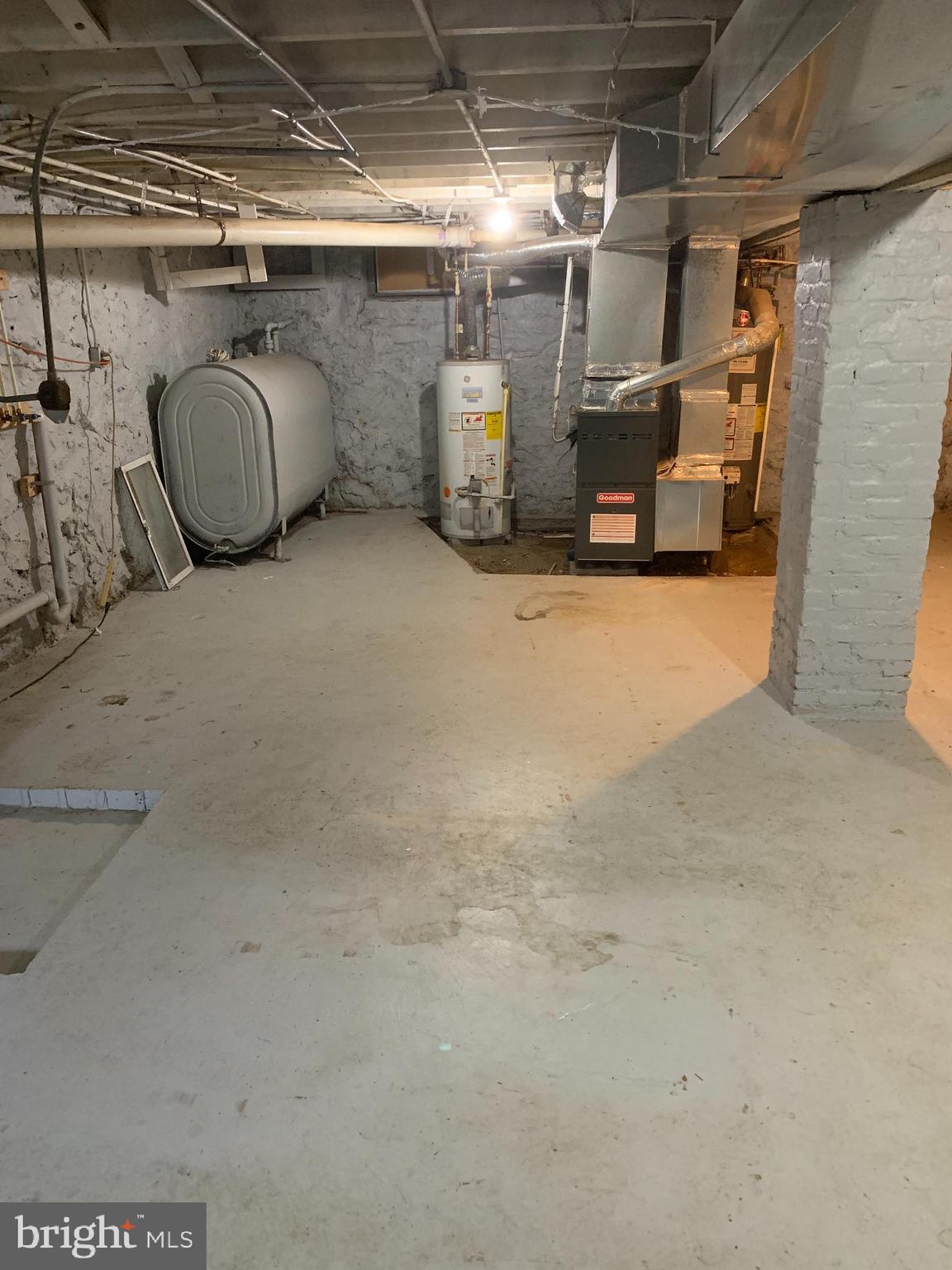 DORCHESTER - Residential Income