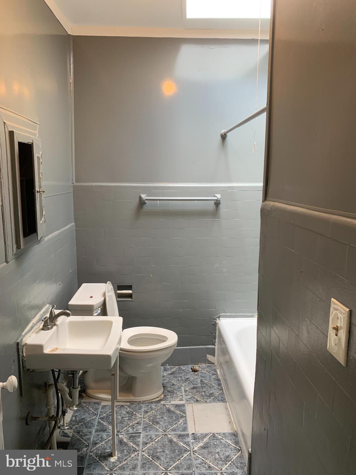 DORCHESTER - Residential Income