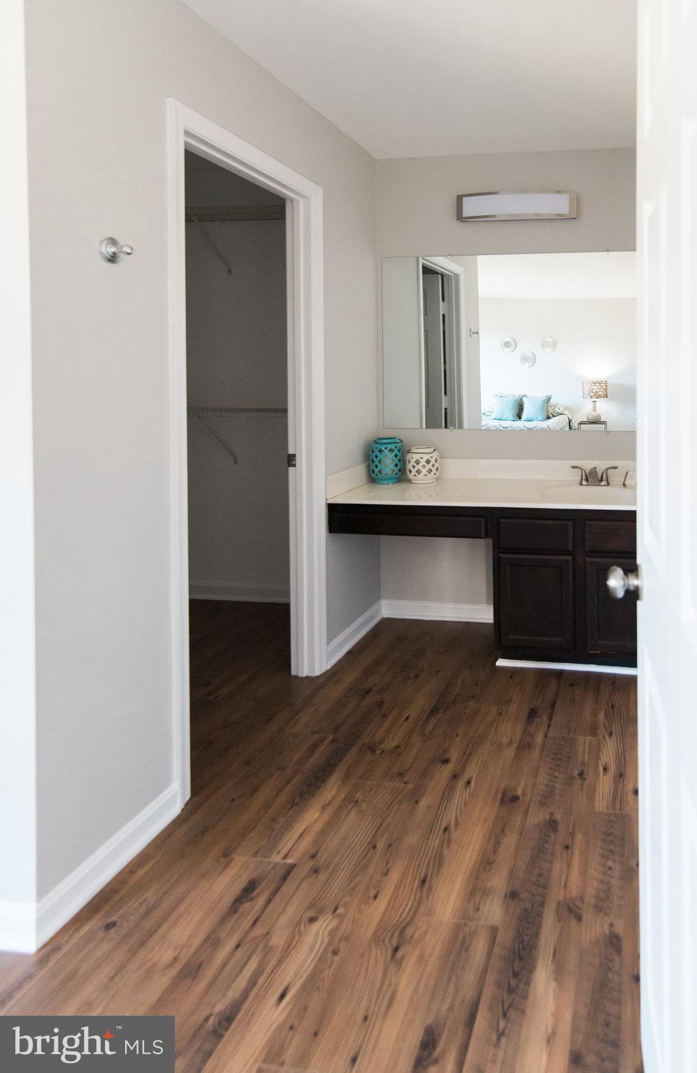 VILLAGE OF THOMAS RUN - Residential