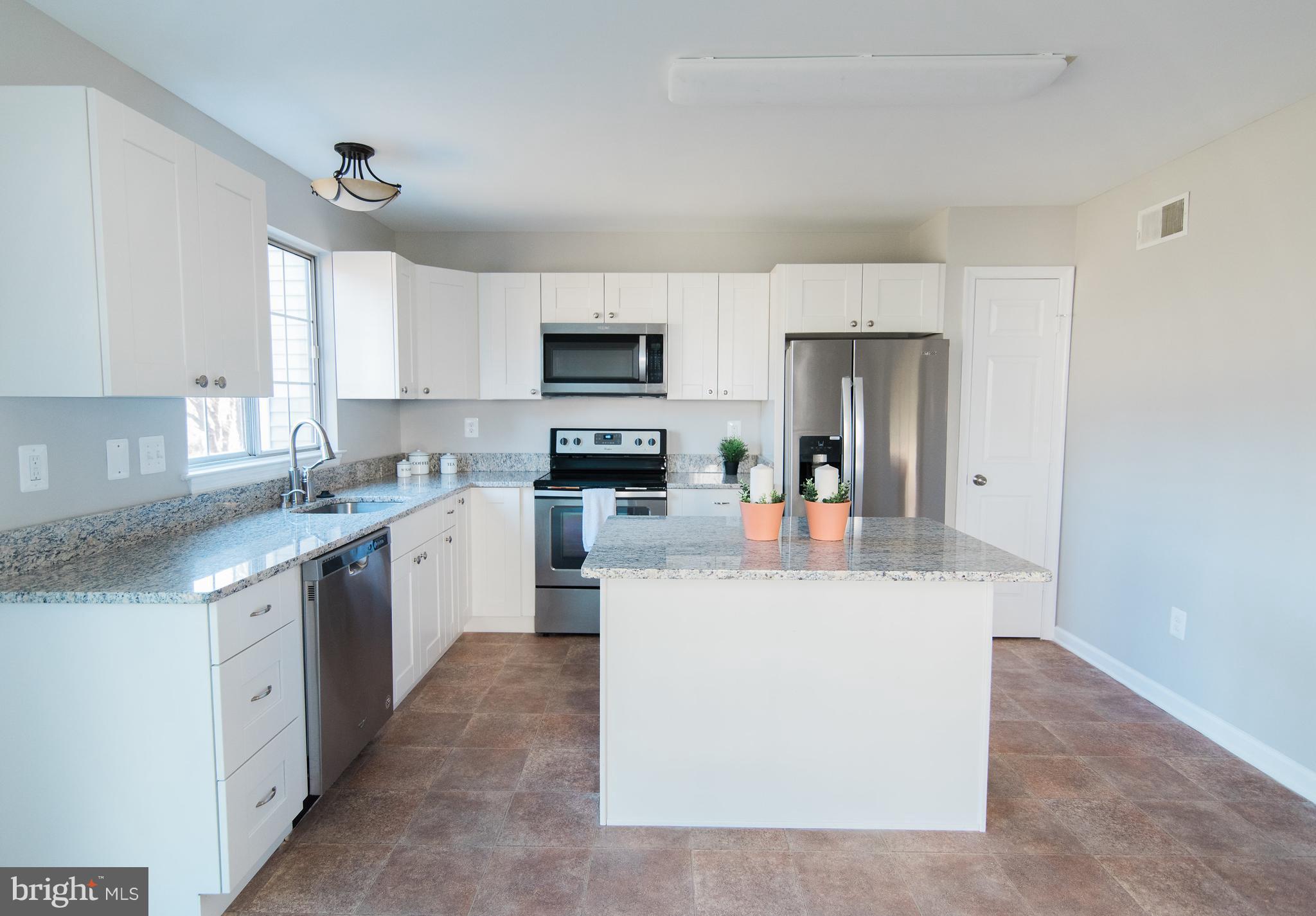 VILLAGE OF THOMAS RUN - Residential