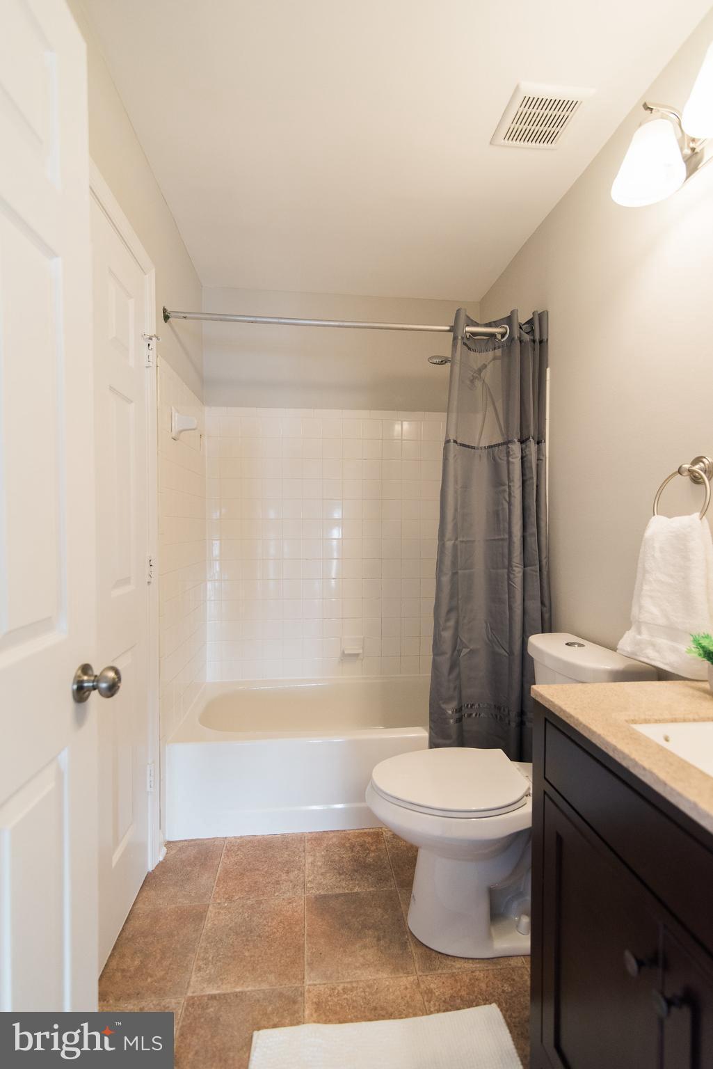 VILLAGE OF THOMAS RUN - Residential