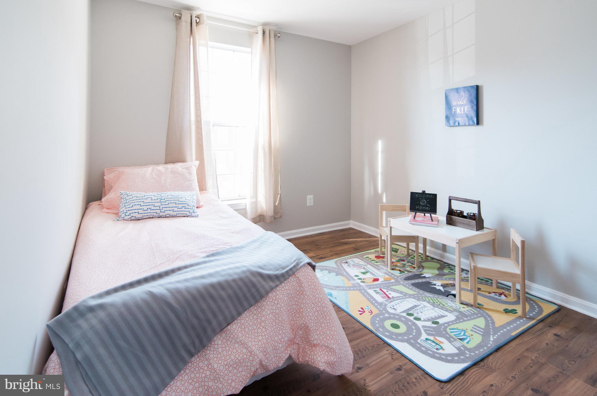 VILLAGE OF THOMAS RUN - Residential