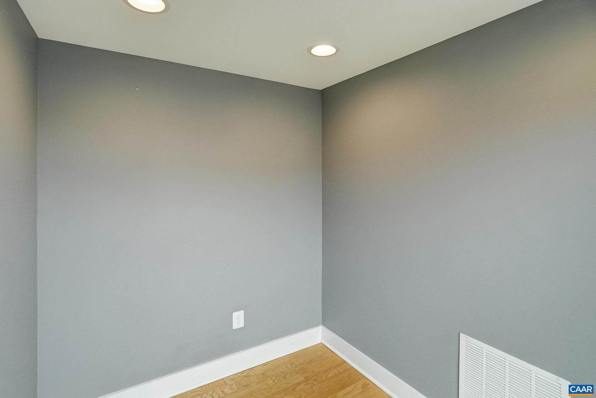 OLD TRAIL - Residential