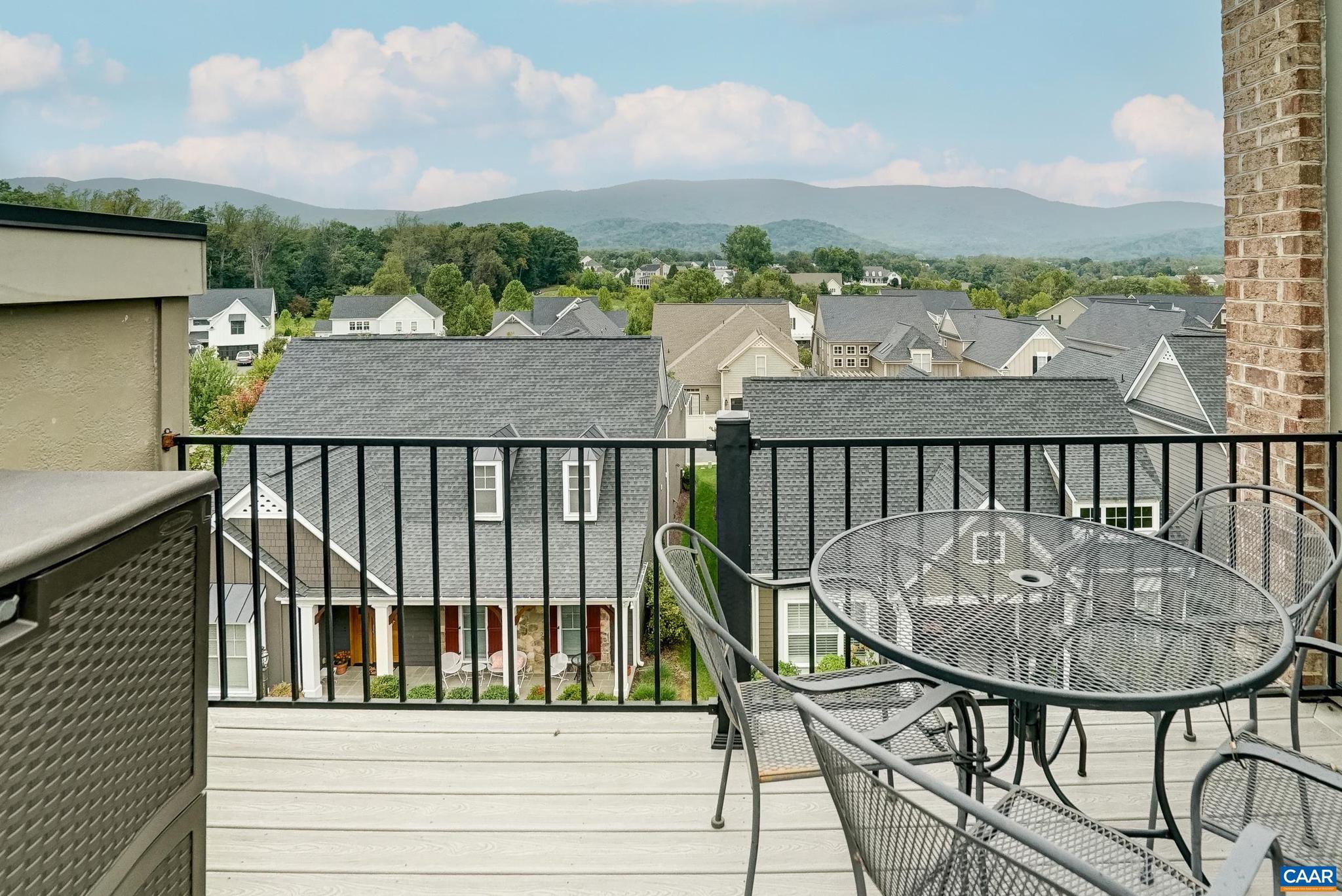 OLD TRAIL - Residential