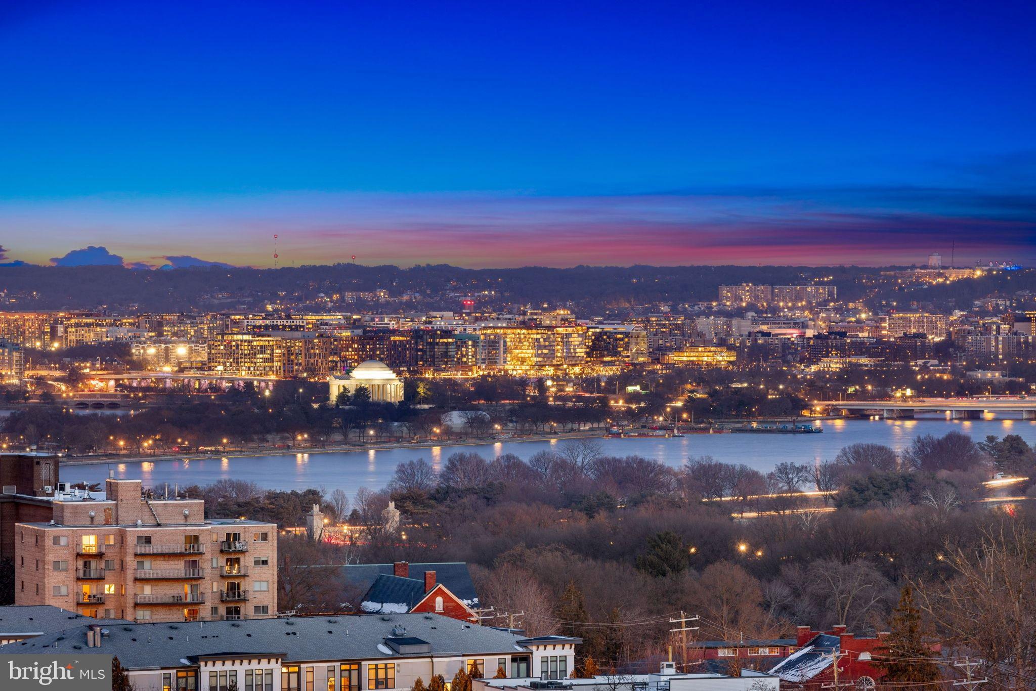 1301 N COURTHOUSE ROAD 1805