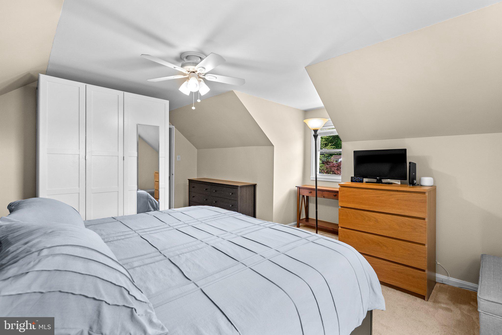 WHEATON WOODS - Residential