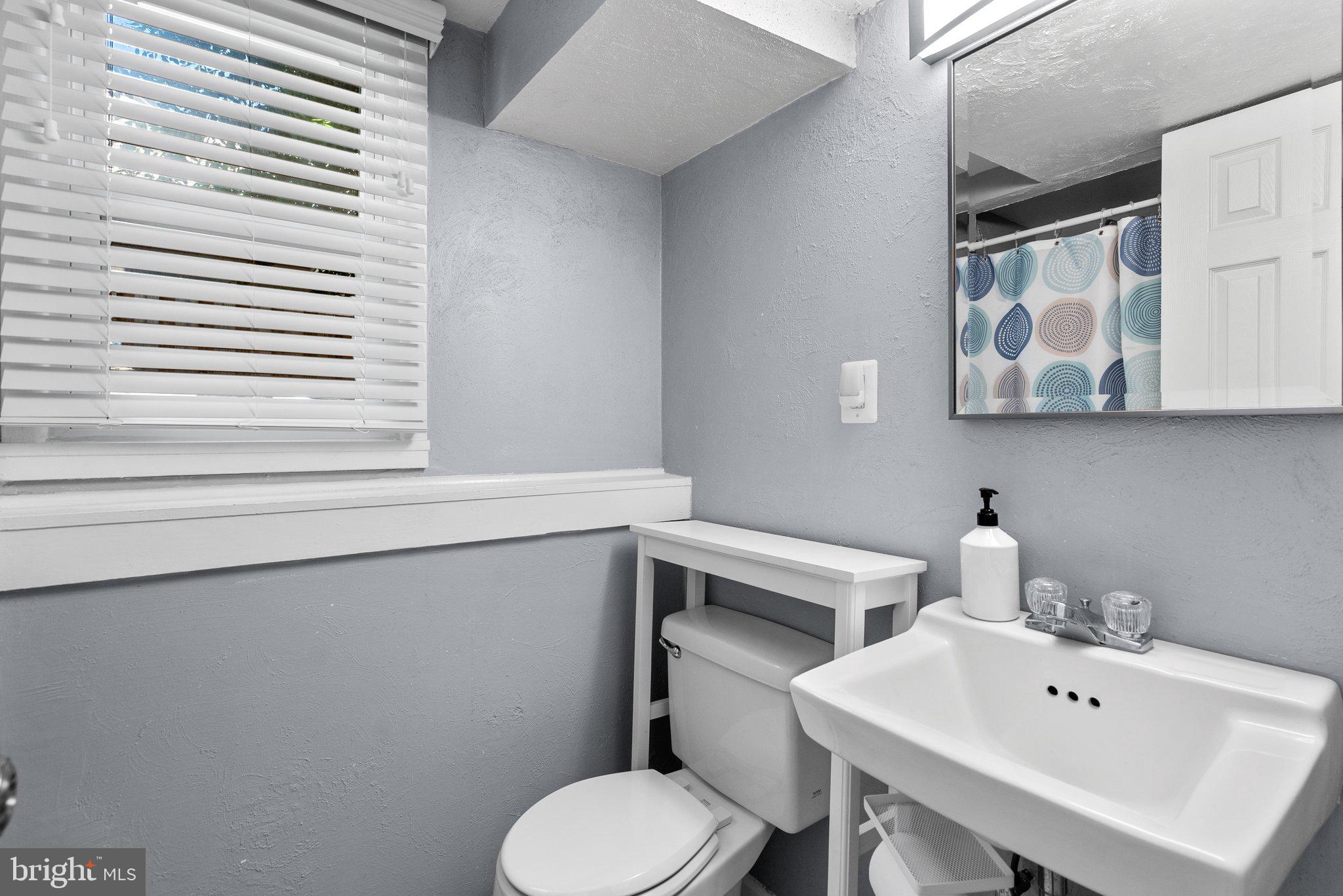 WHEATON WOODS - Residential