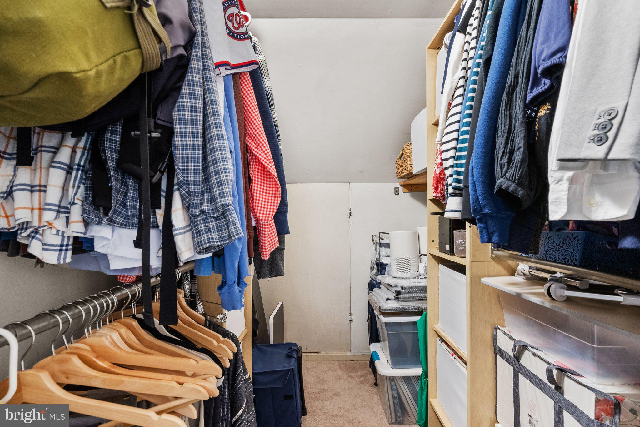 WHEATON WOODS - Residential