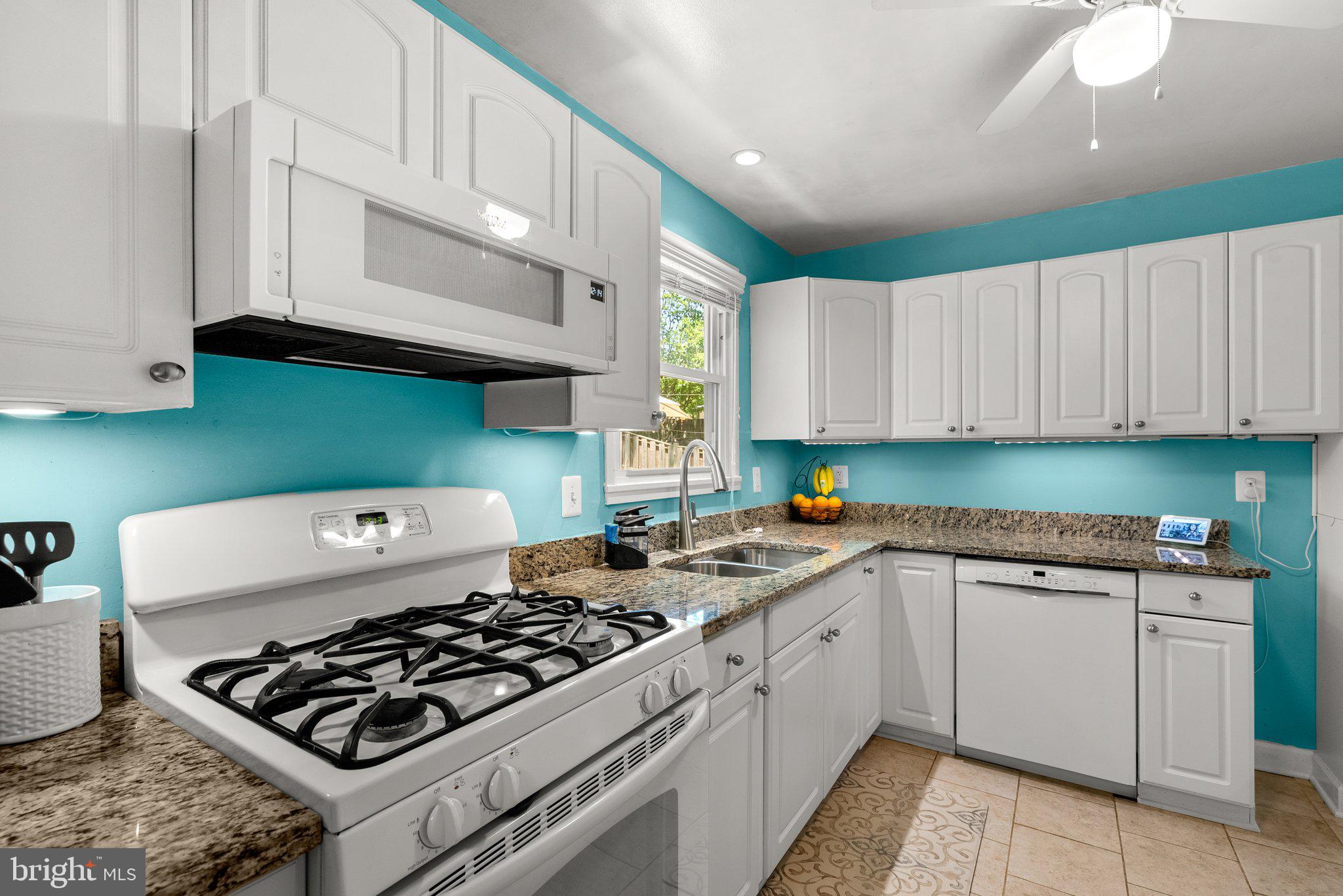 WHEATON WOODS - Residential