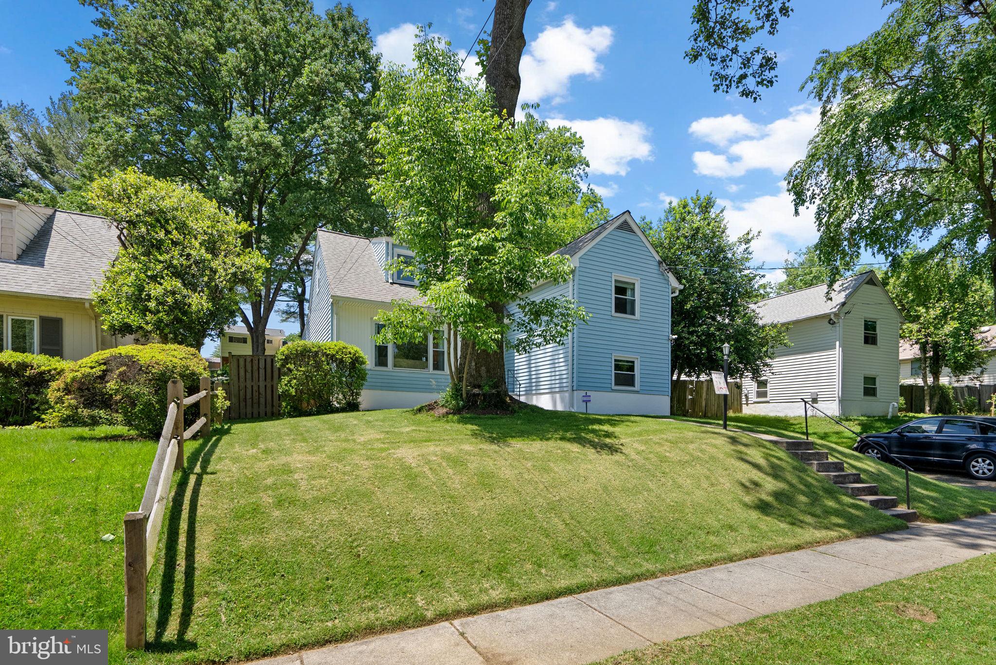 13304 GRENOBLE DRIVE
