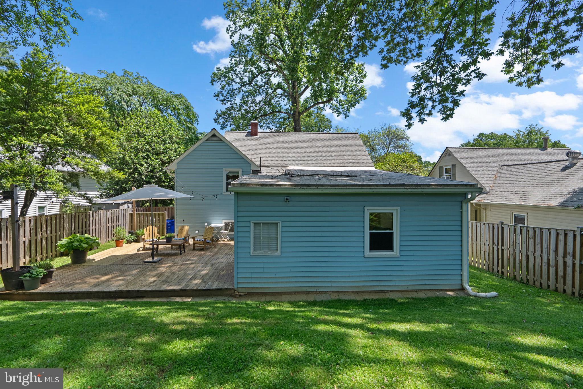 WHEATON WOODS - Residential