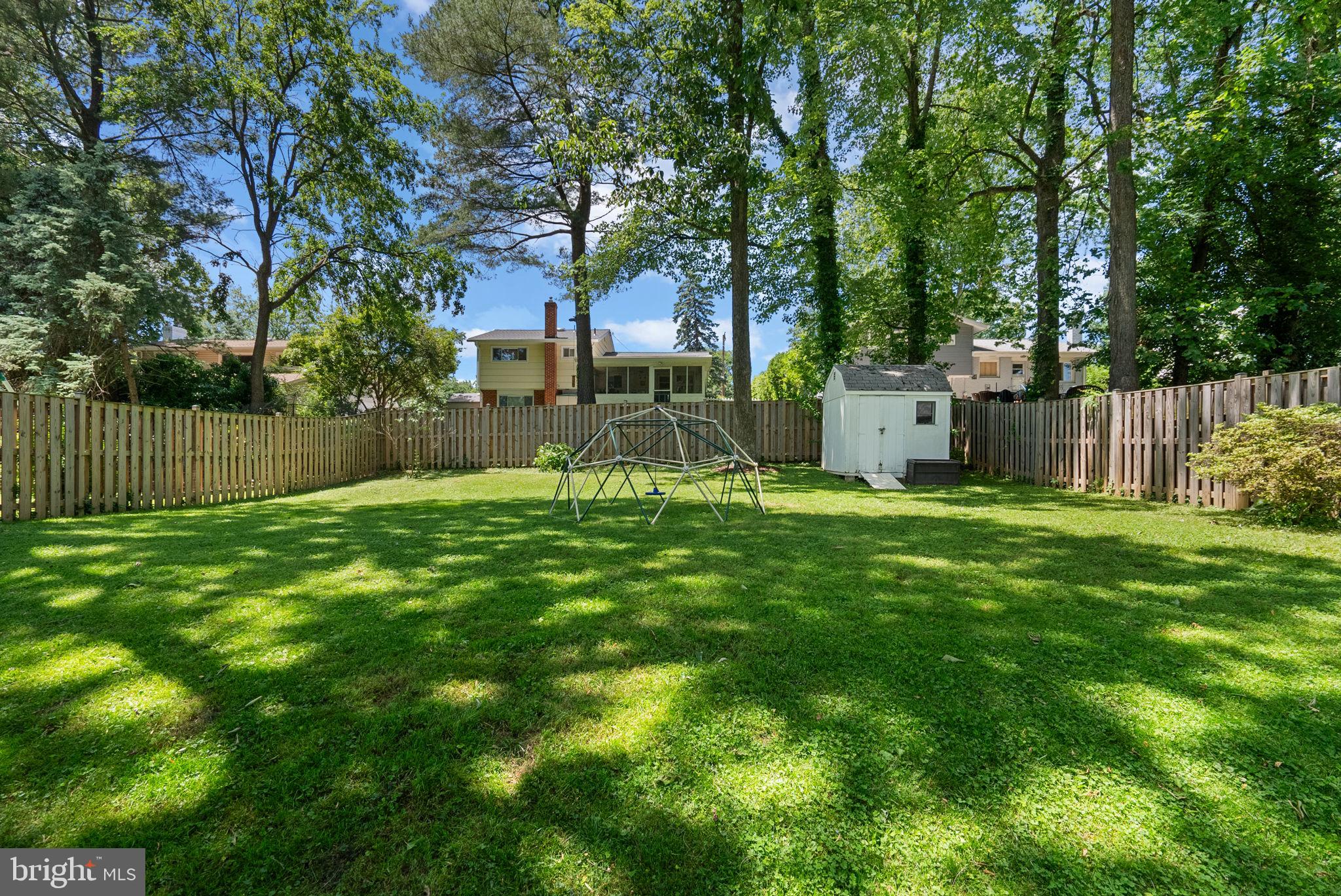 WHEATON WOODS - Residential