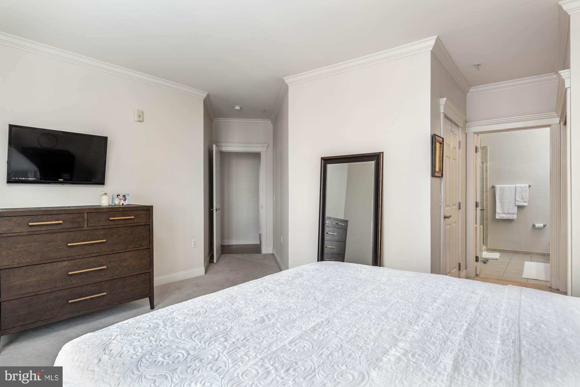 THE GRANDE AT RIVERVIEW - Residential