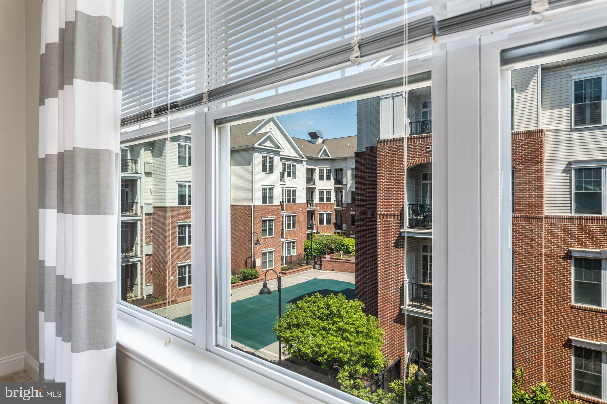 THE GRANDE AT RIVERVIEW - Residential