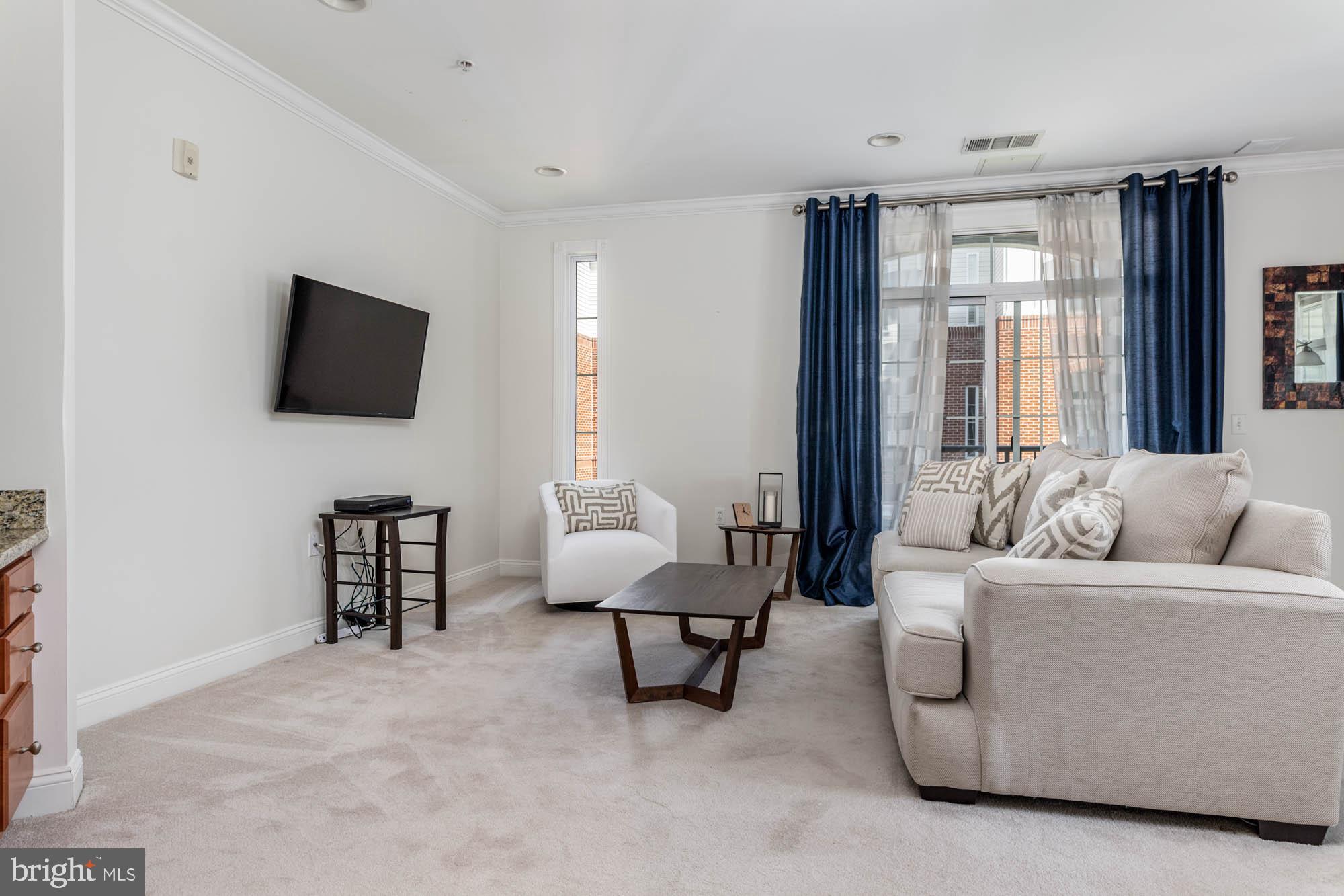 THE GRANDE AT RIVERVIEW - Residential