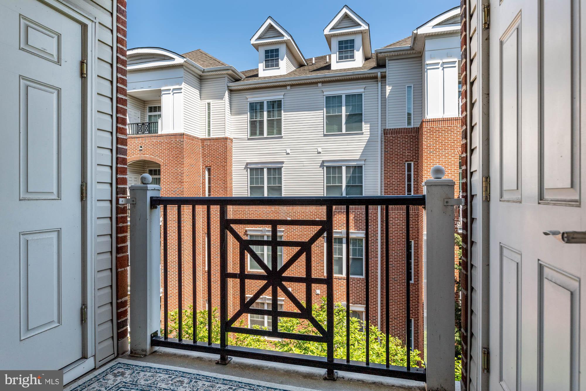 THE GRANDE AT RIVERVIEW - Residential