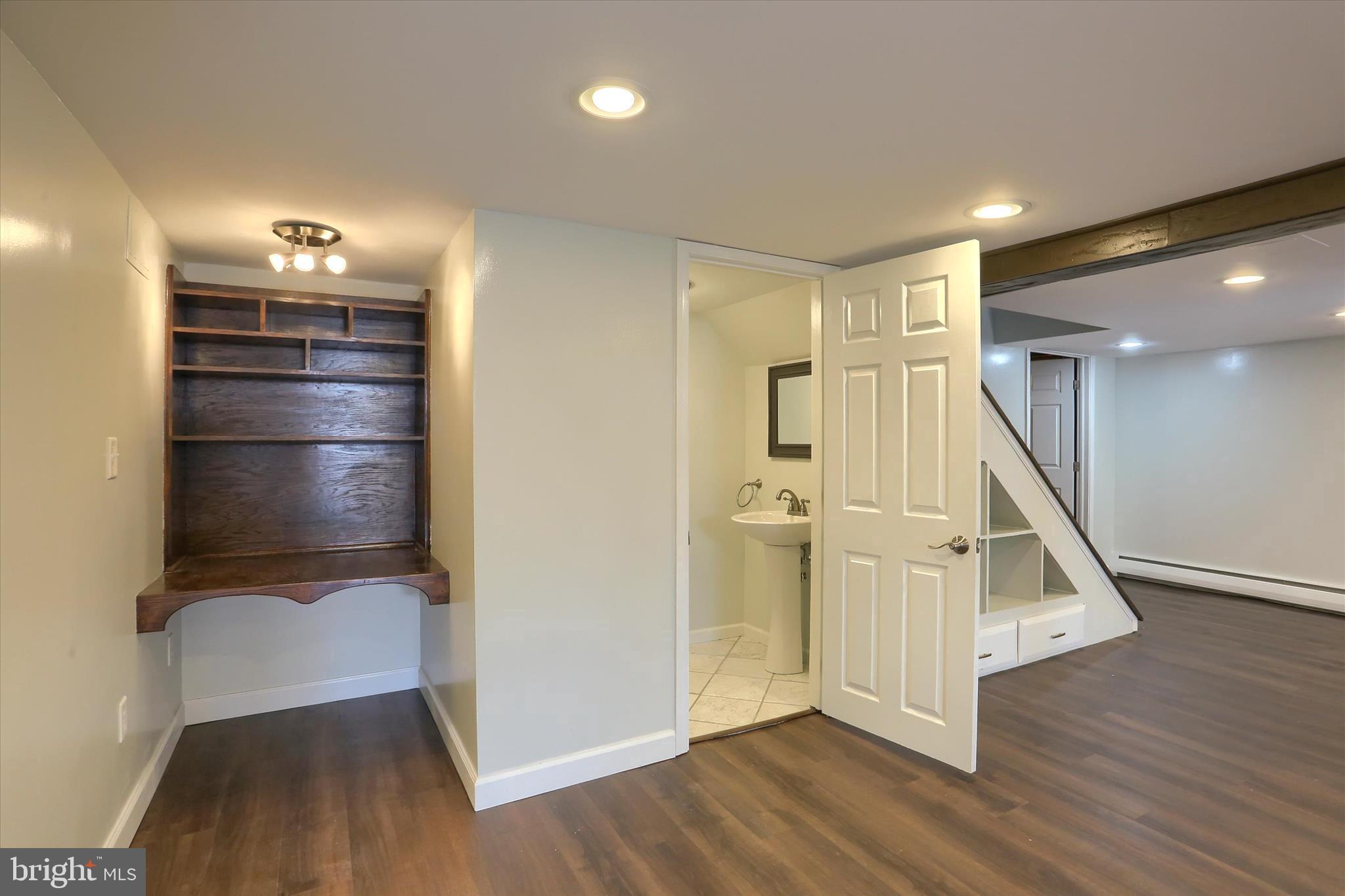 ALLENDALE - Residential