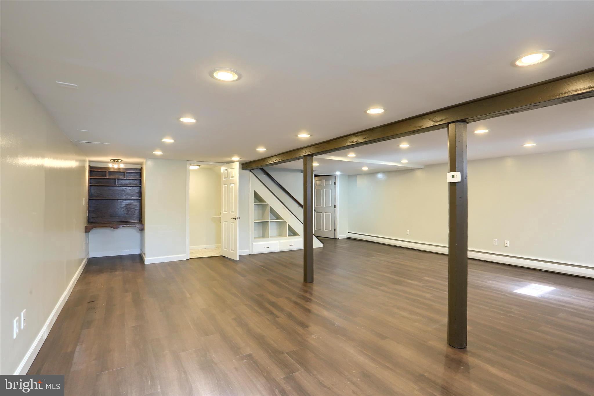 ALLENDALE - Residential