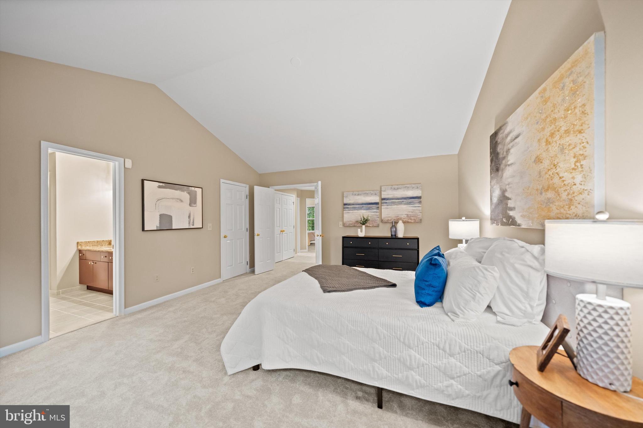 CHATHAM SQUARE - Residential