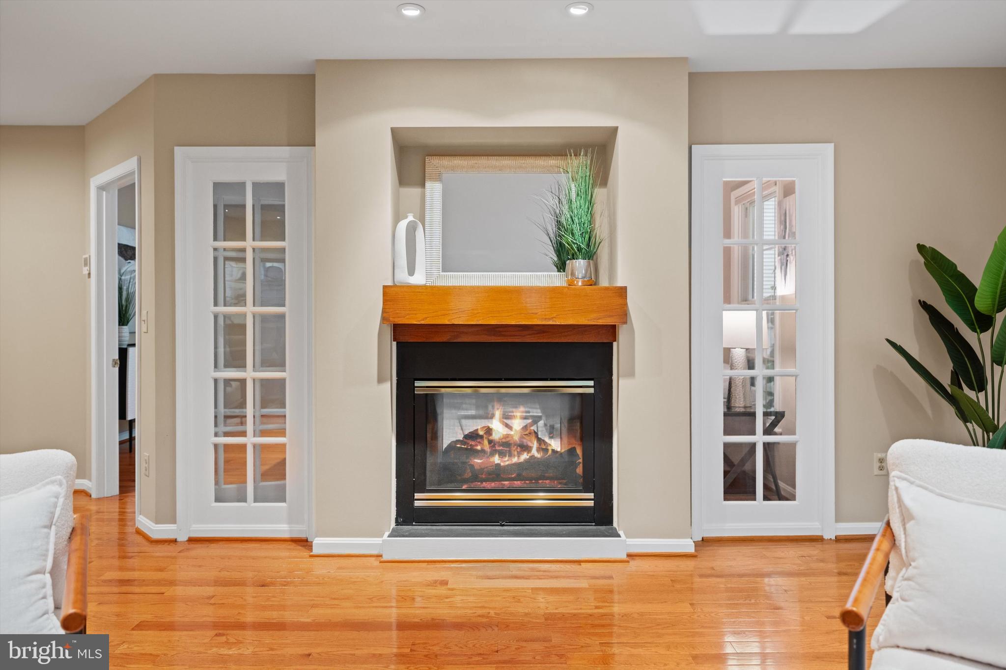 CHATHAM SQUARE - Residential