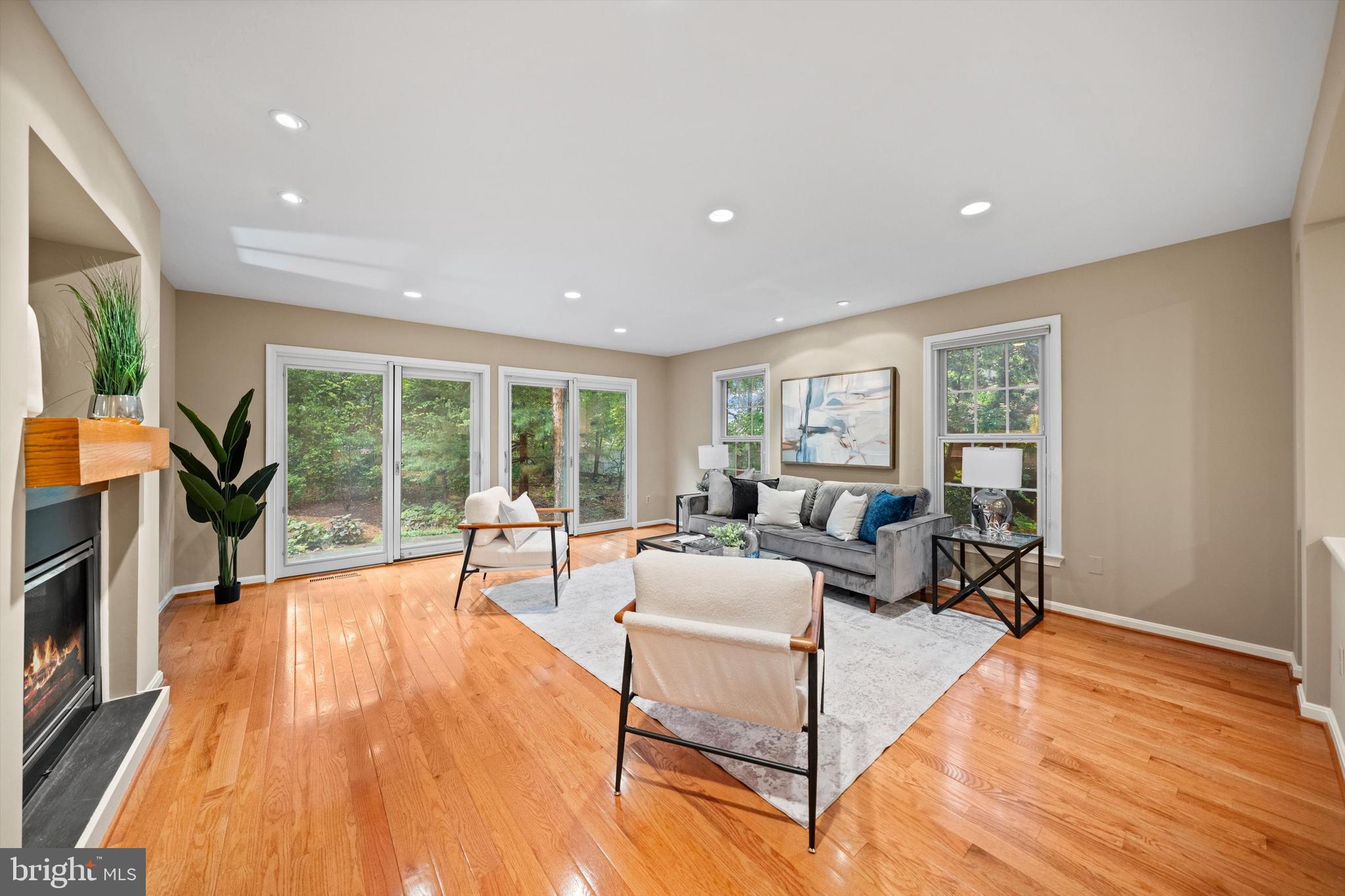 CHATHAM SQUARE - Residential