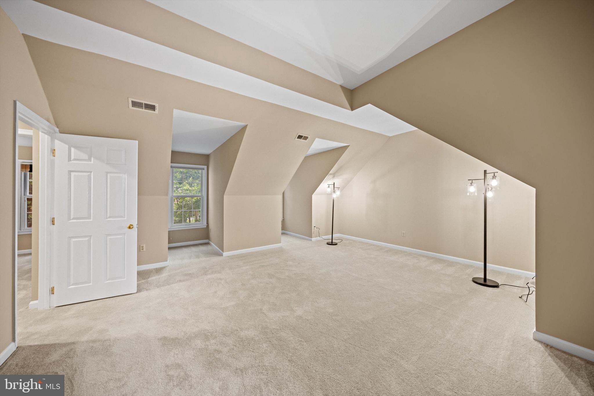 CHATHAM SQUARE - Residential