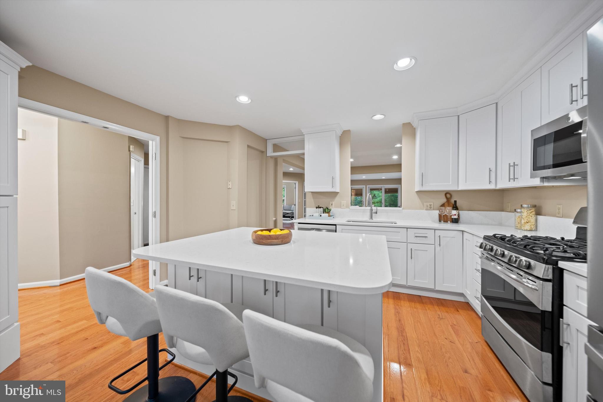 CHATHAM SQUARE - Residential