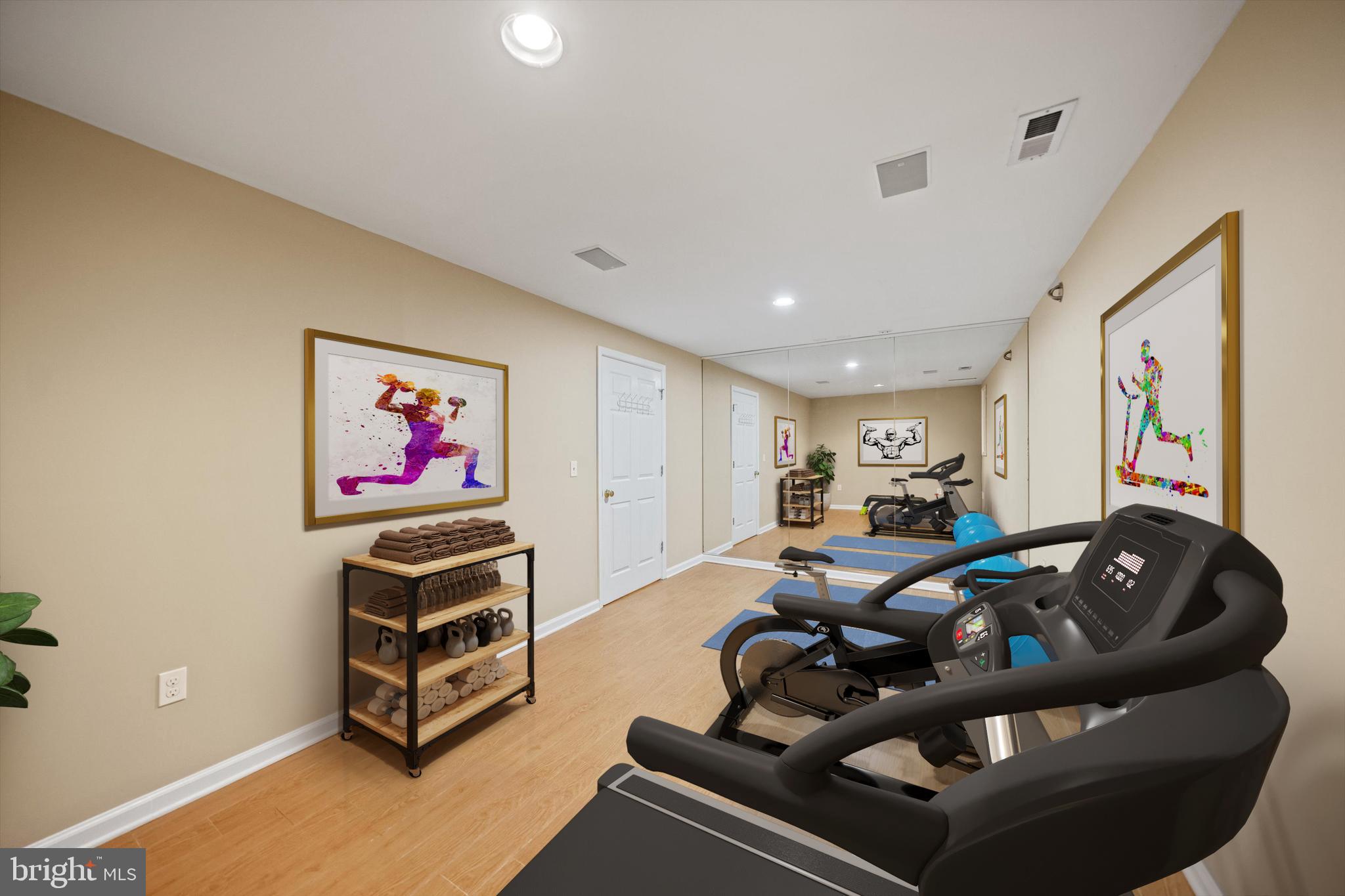 CHATHAM SQUARE - Residential