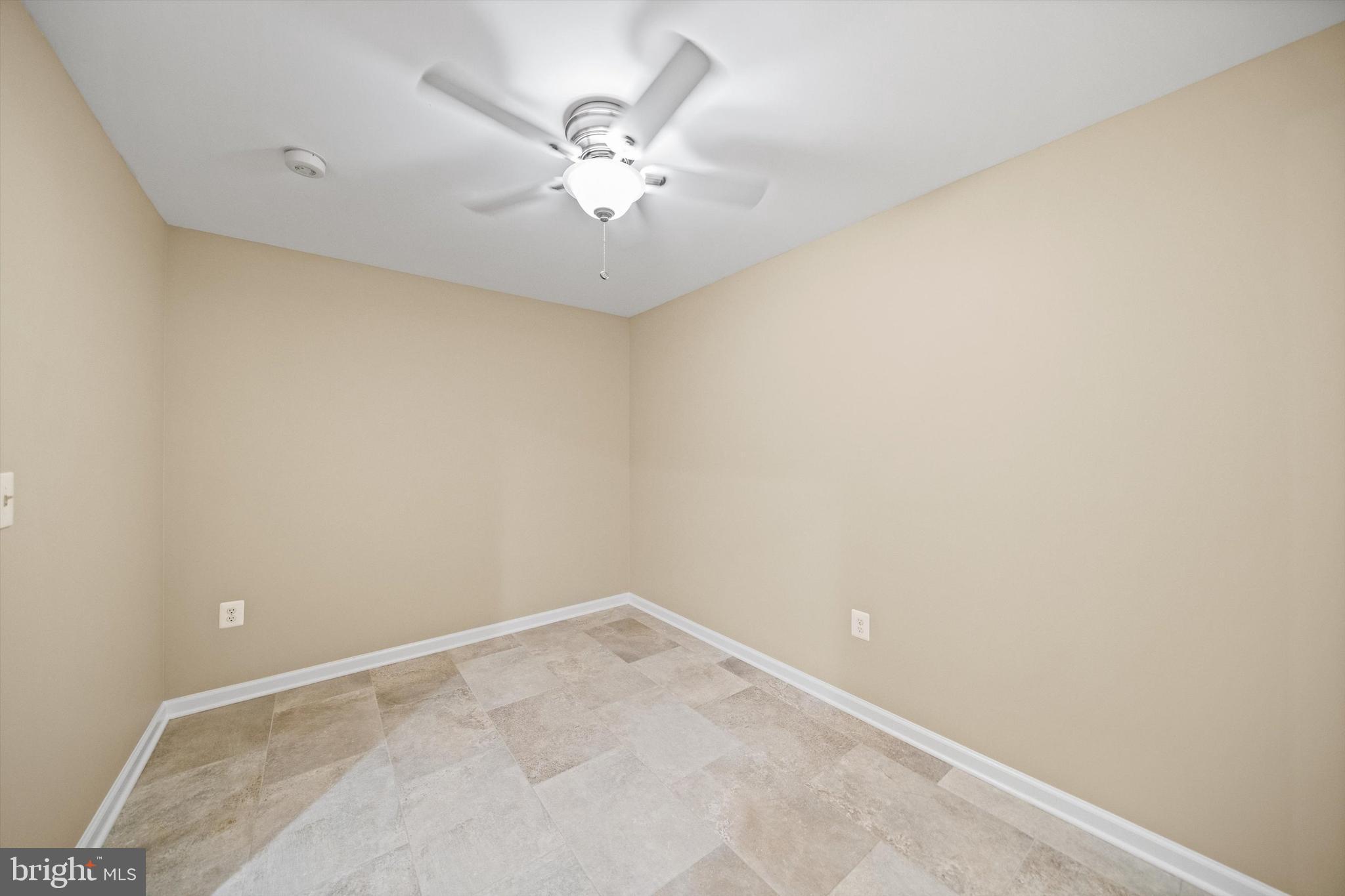 CHATHAM SQUARE - Residential