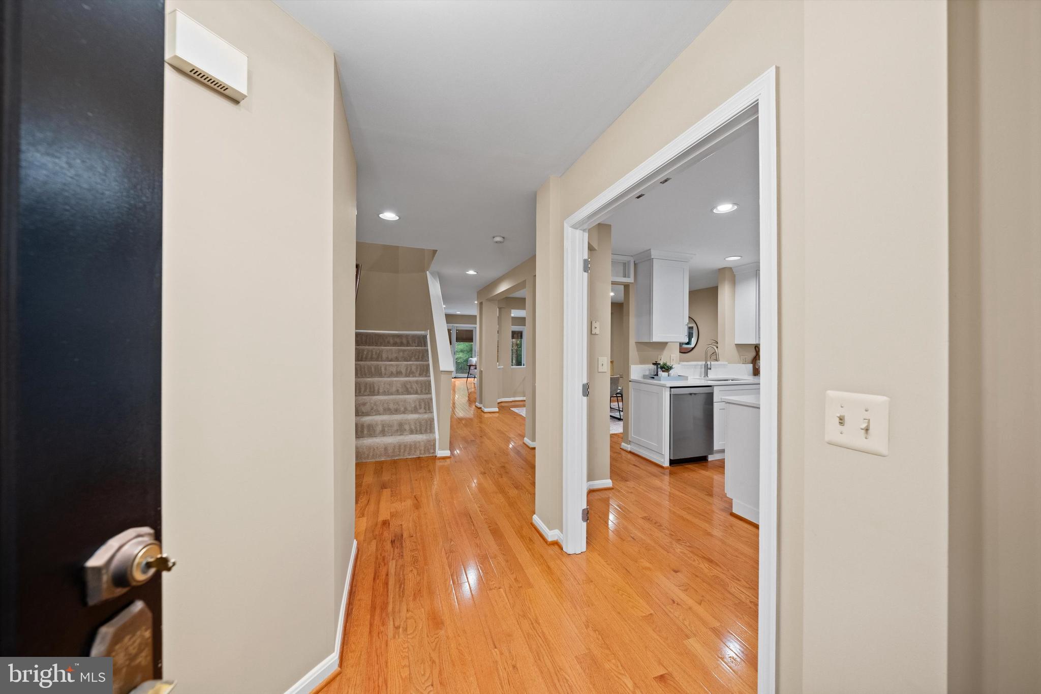 CHATHAM SQUARE - Residential