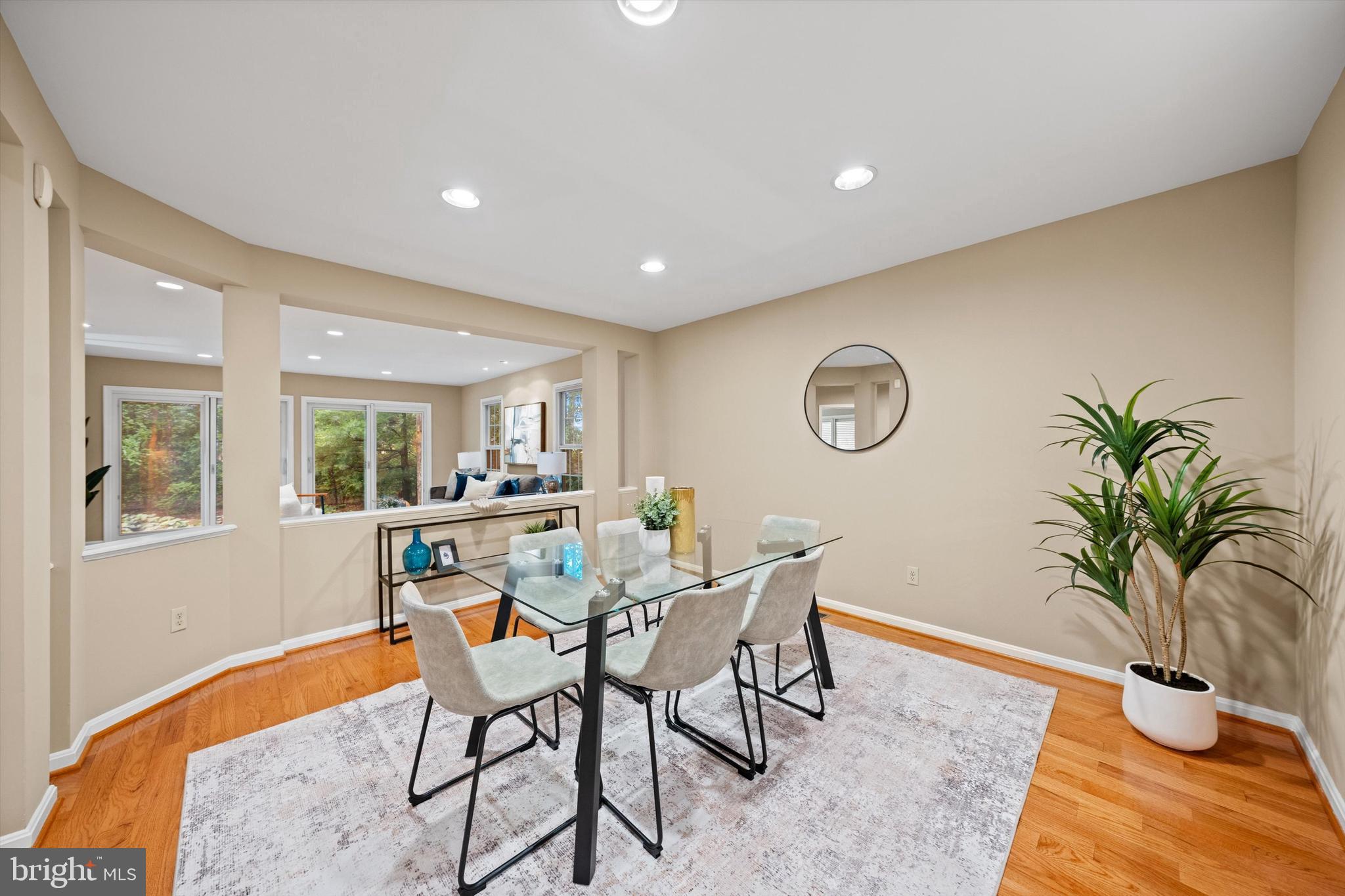 CHATHAM SQUARE - Residential