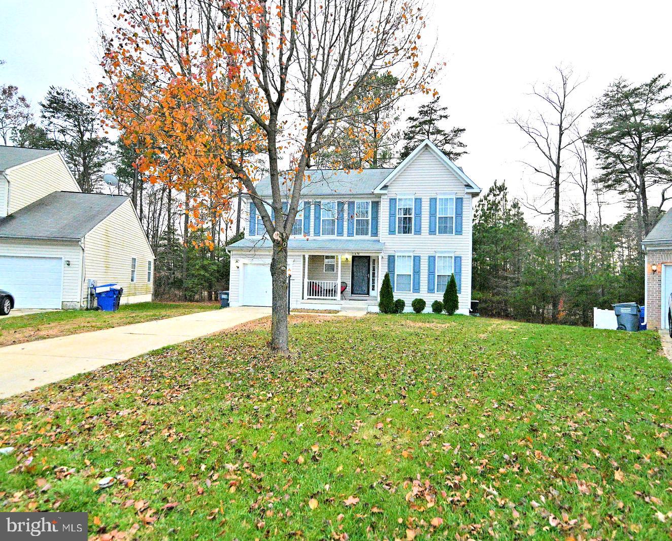 GREAT LOCATION!! COLONIAL W/4 LARGE BEDROOMS, FORMAL DINING AND LIVING ROOM. UPDATED KITCHEN W/STAINLESS APPLIANCES, GRANITE COUNTERS AND GLEAMING HARDWOOD FLOORS. ENJOY THE FINISHED BASEMENT WITH A FULL BATH AND EPOXY FLOORING. LOTS OF ROOM TO SPREAD OUT. LARGE DECK IN BACK YARD---BACKS TO WOODS.