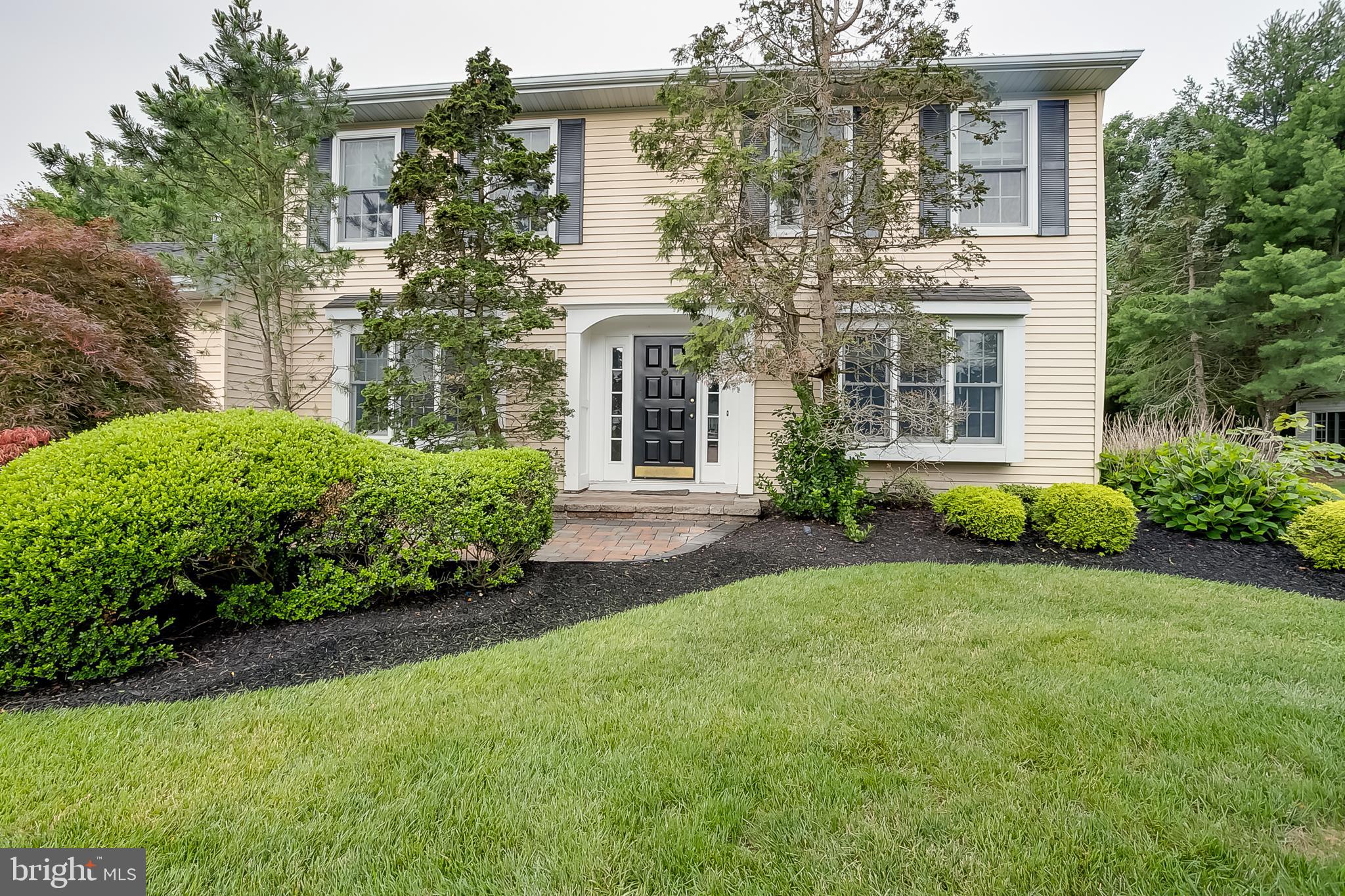14 ELSINORE DRIVE