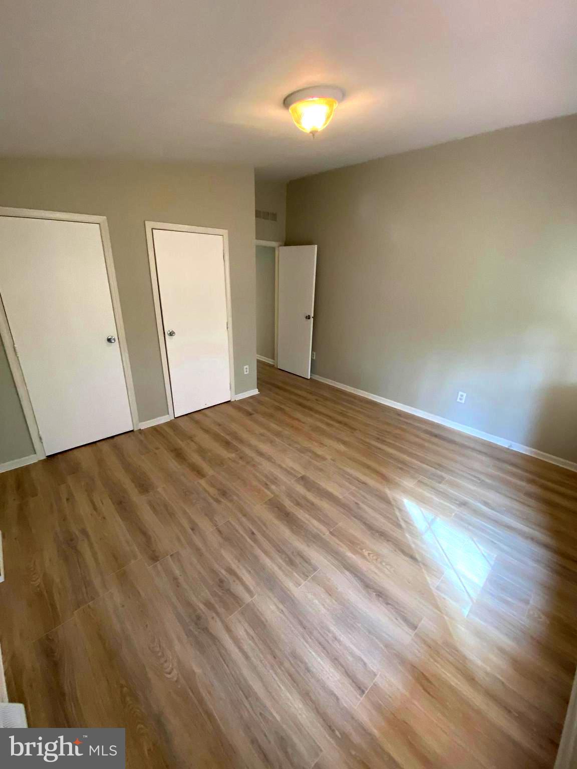CREEKWOOD VILLAGE - Residential