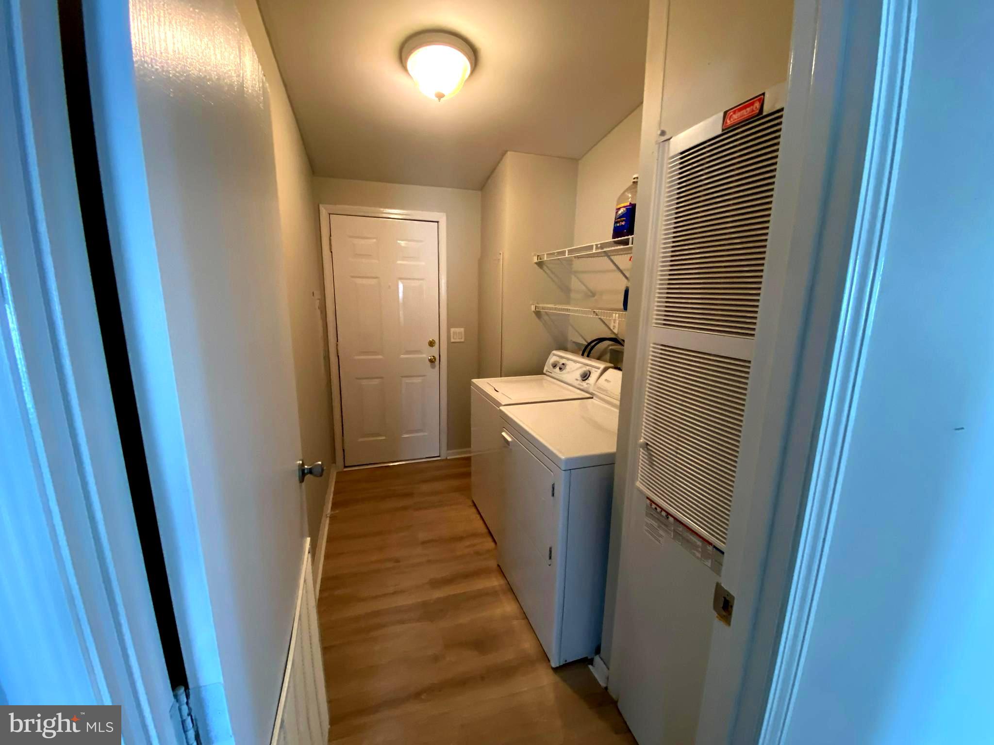 CREEKWOOD VILLAGE - Residential