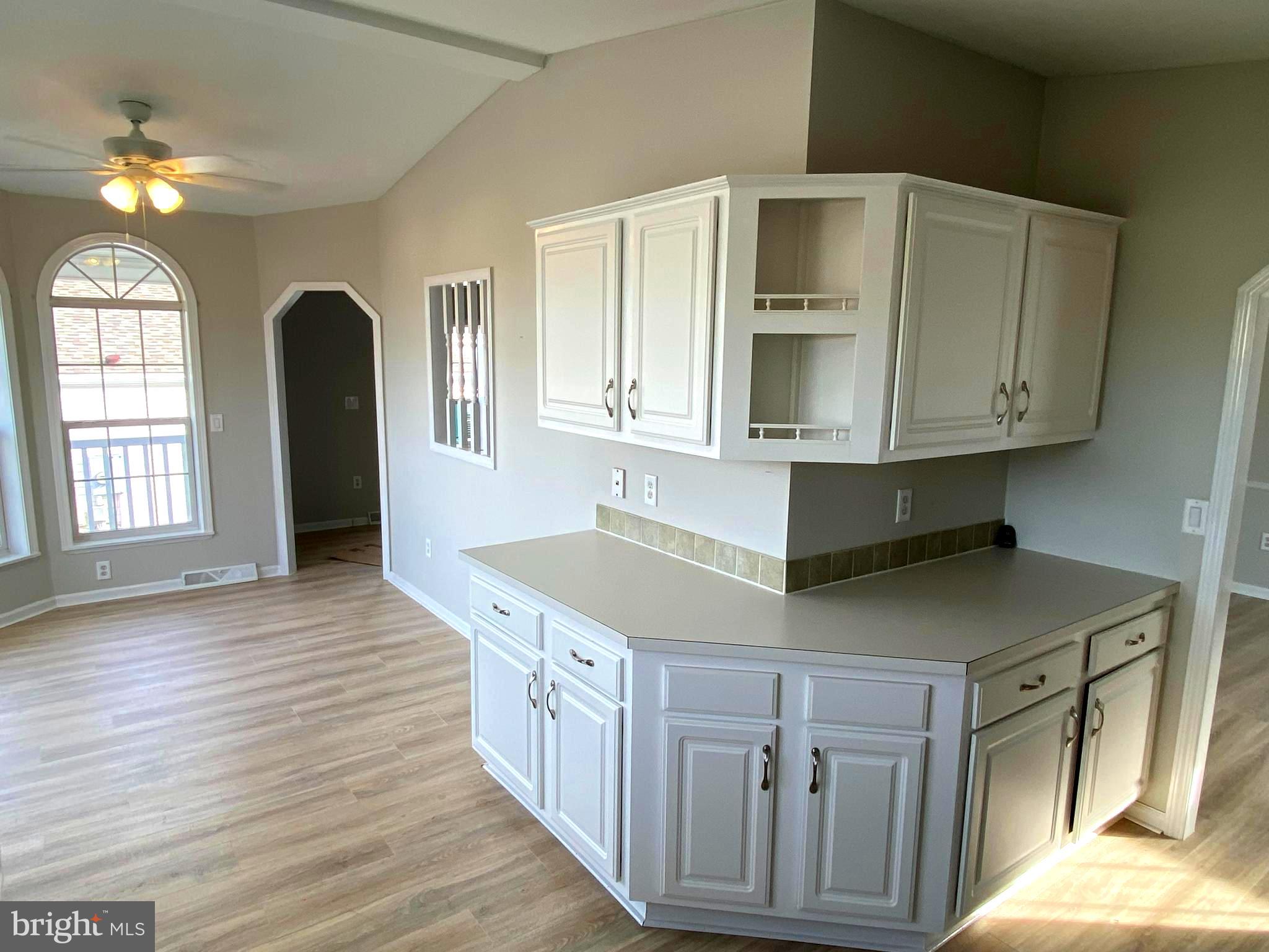 CREEKWOOD VILLAGE - Residential
