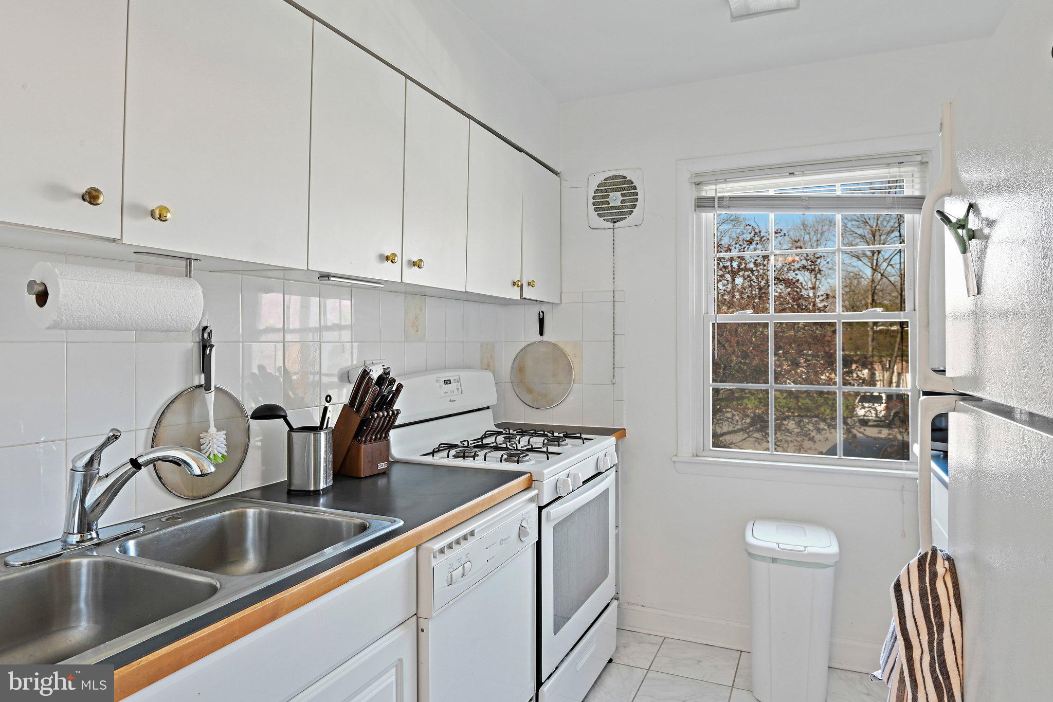 FOXCROFT COLONY - Residential