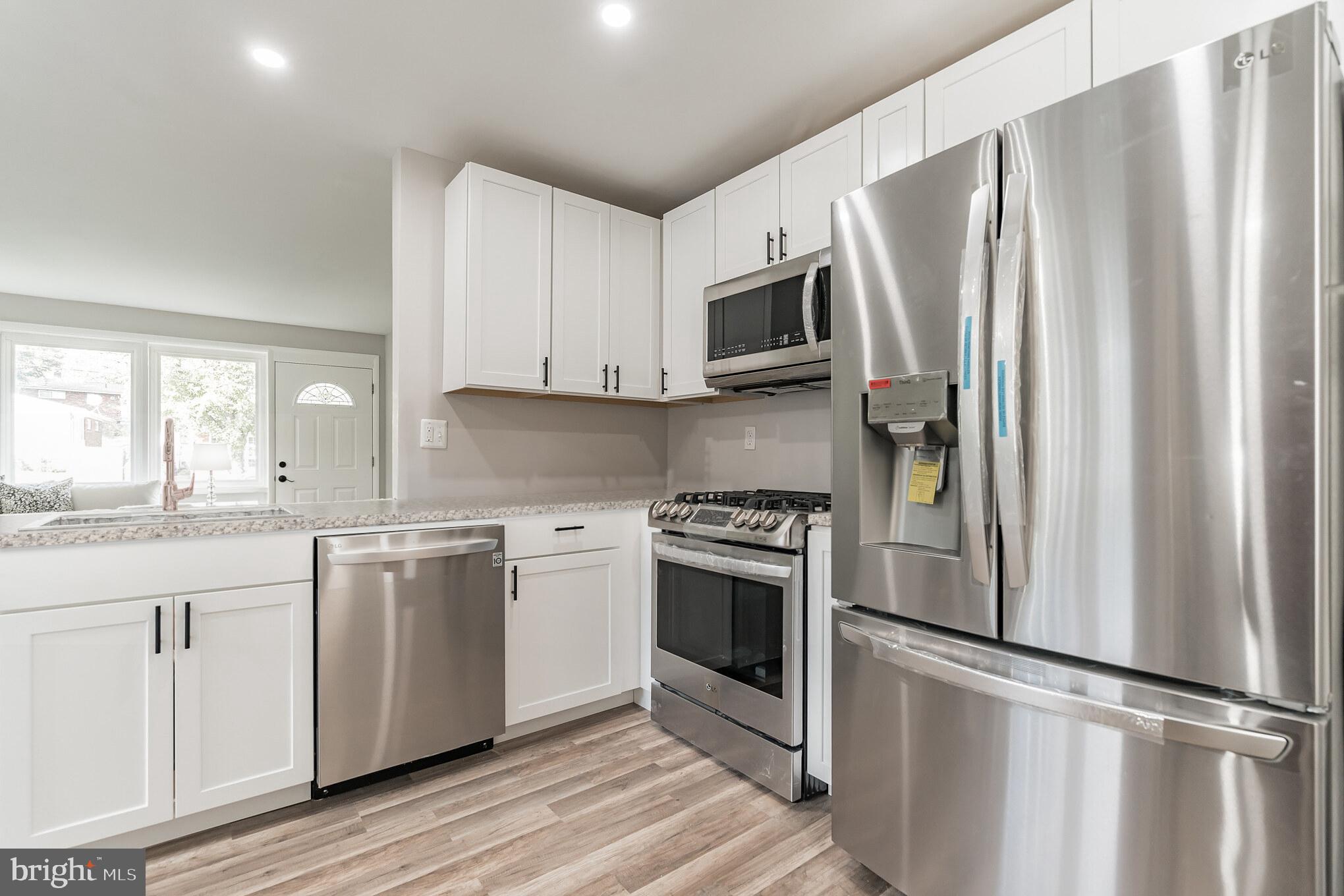 ASPEN HILL - Residential