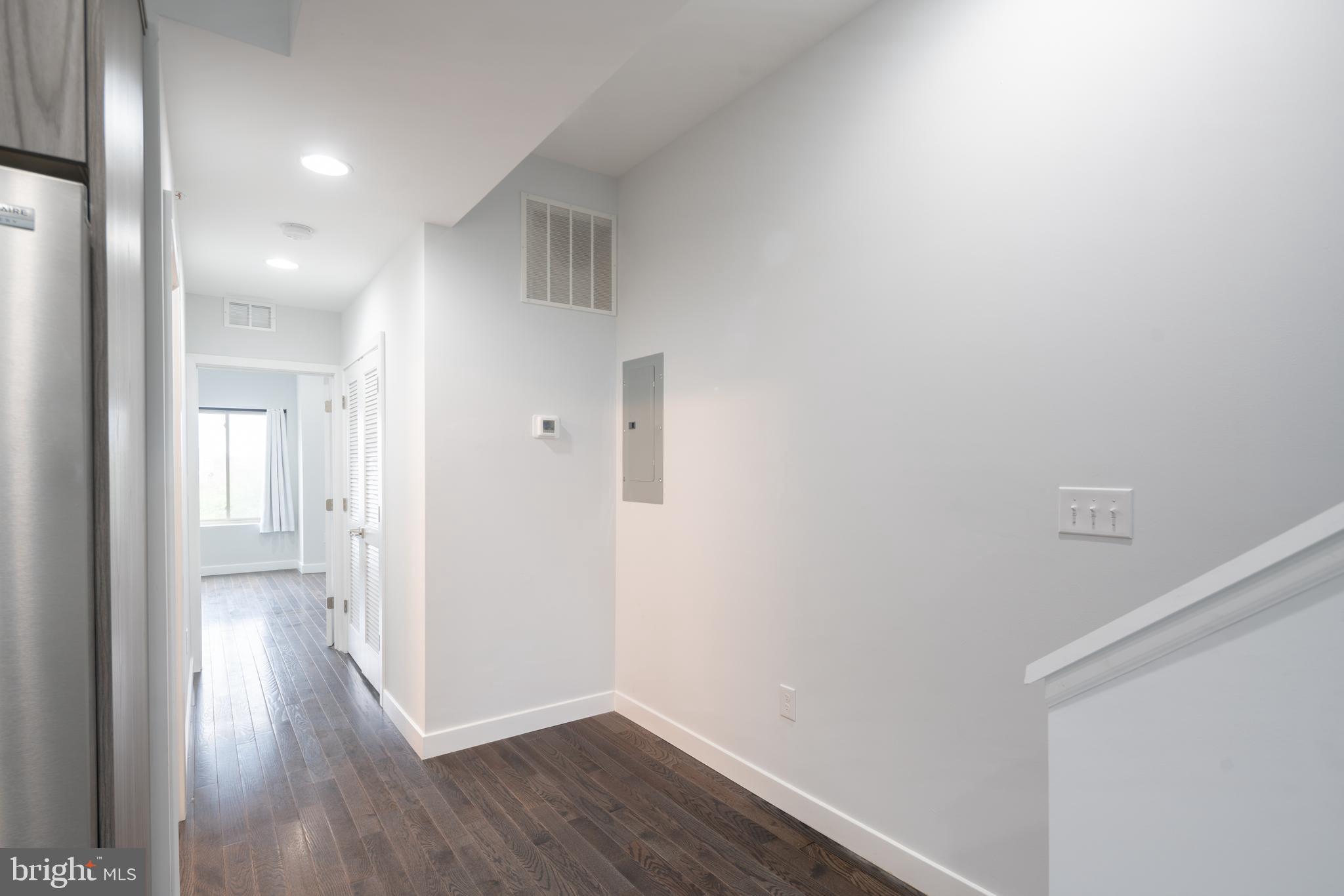 OLDE KENSINGTON - Residential Lease