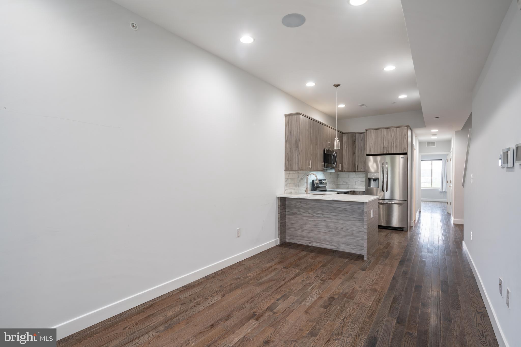 OLDE KENSINGTON - Residential Lease