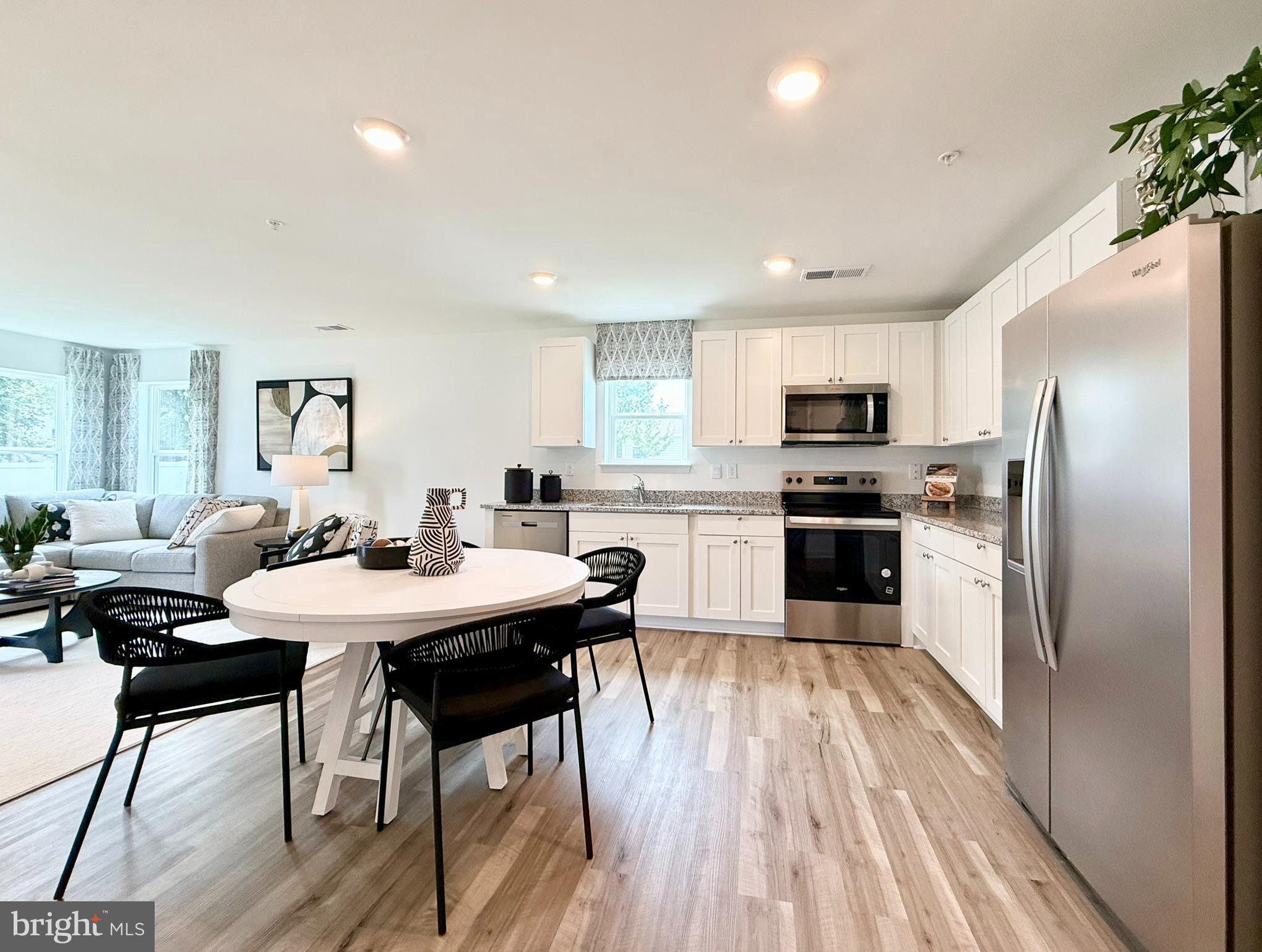 KINNAMON MEADOWS - Residential