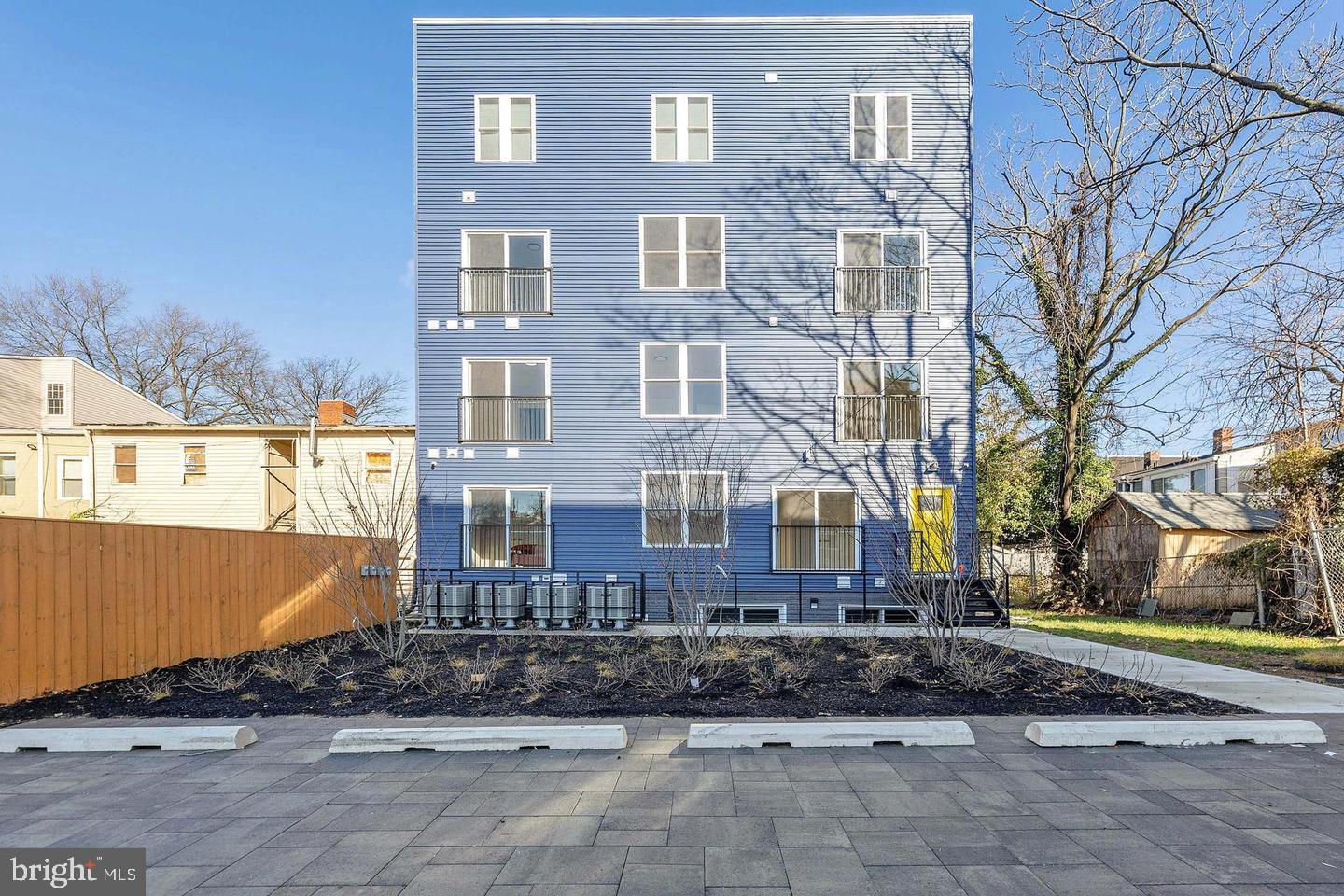 1621 T STREET SE 1