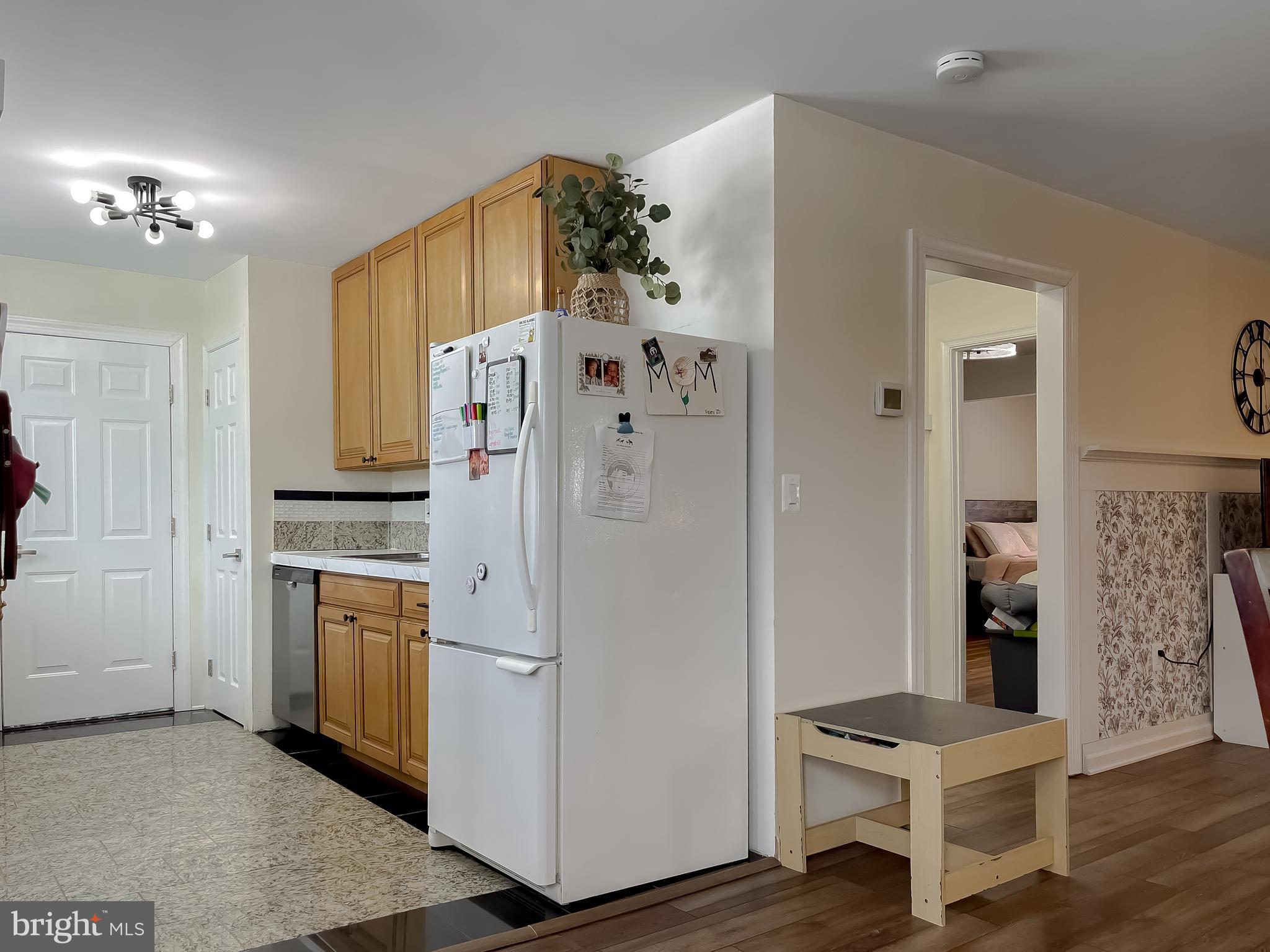 ST GEORGES BEACH - Residential