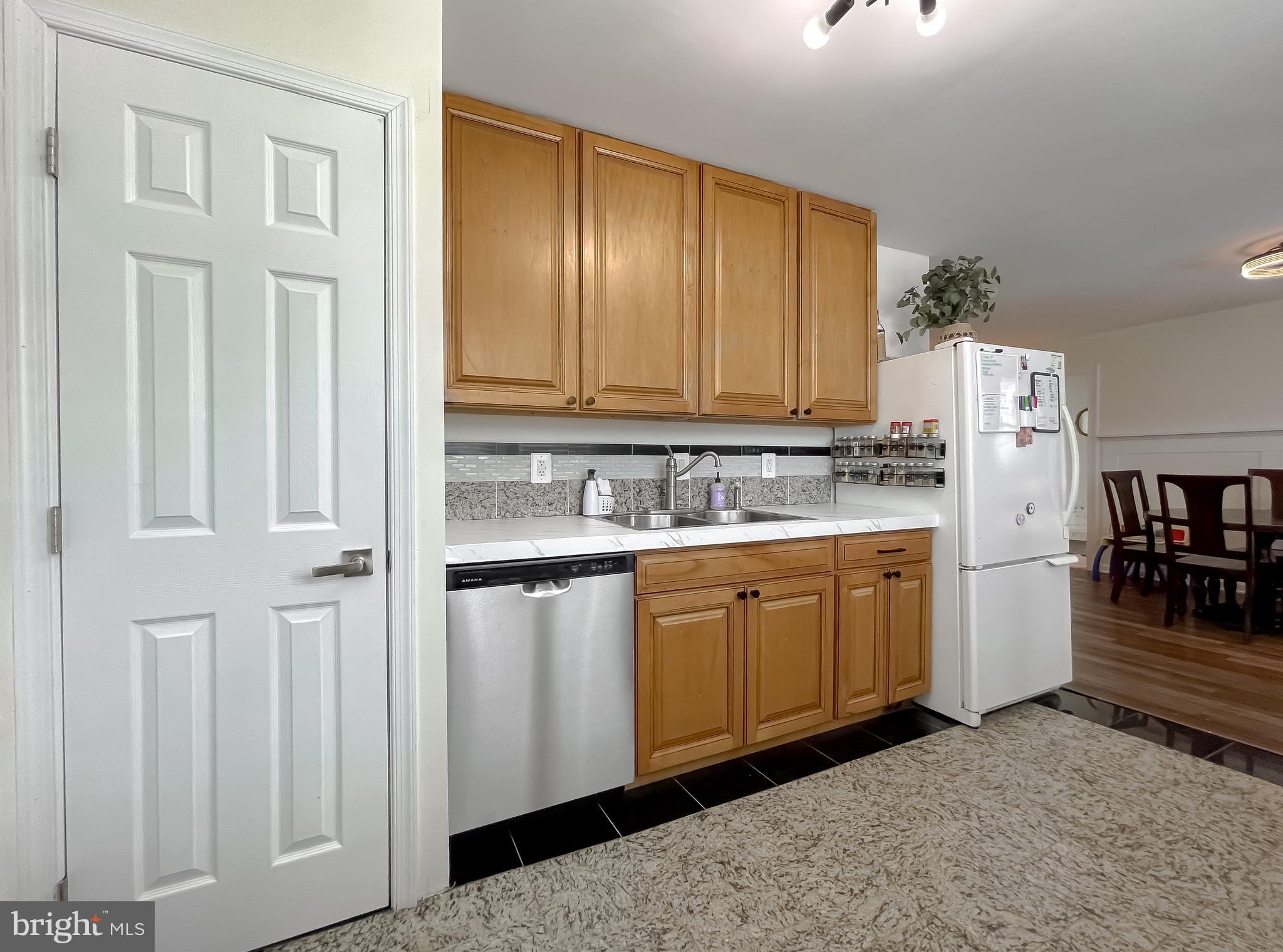 ST GEORGES BEACH - Residential