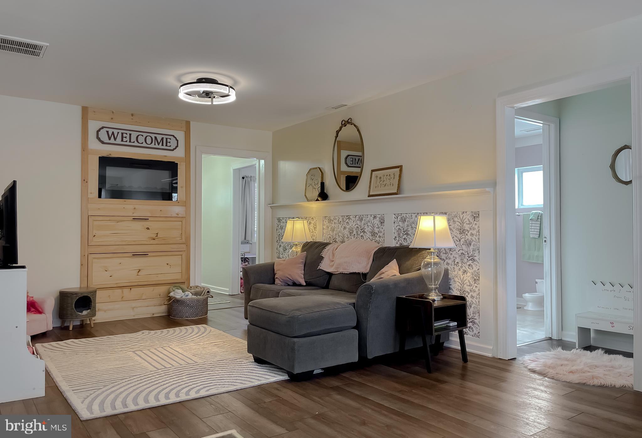 ST GEORGES BEACH - Residential