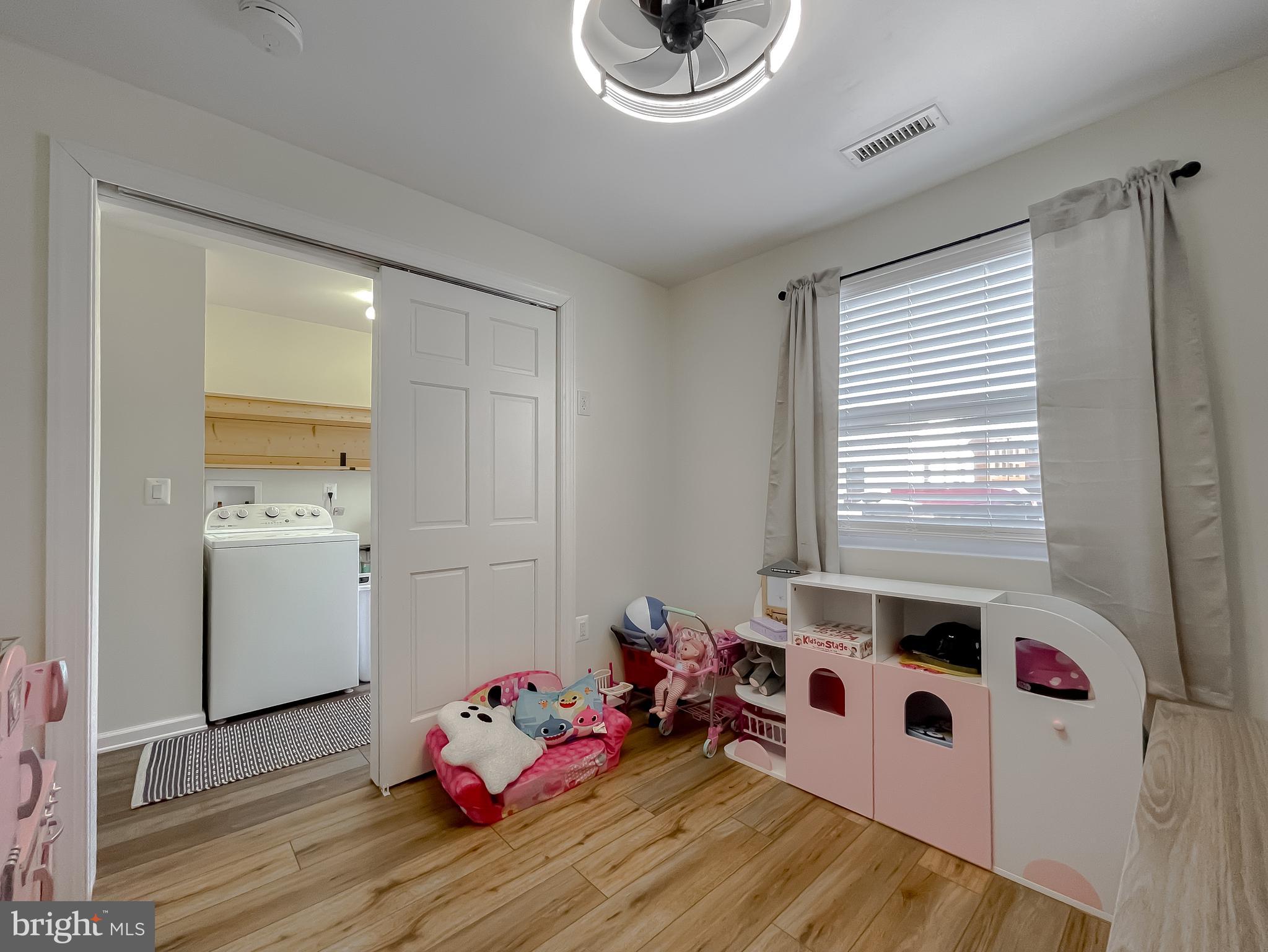 ST GEORGES BEACH - Residential