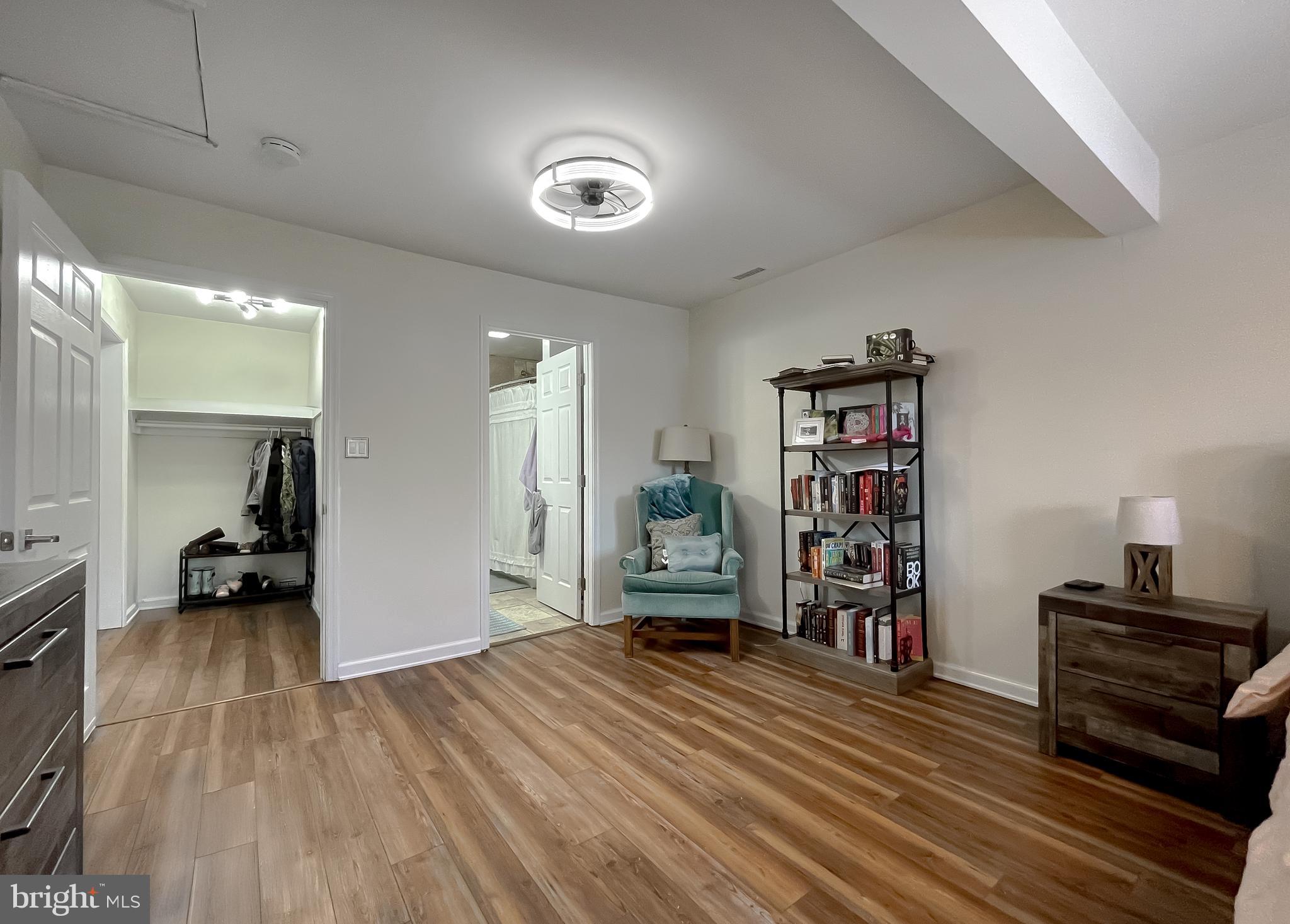 ST GEORGES BEACH - Residential