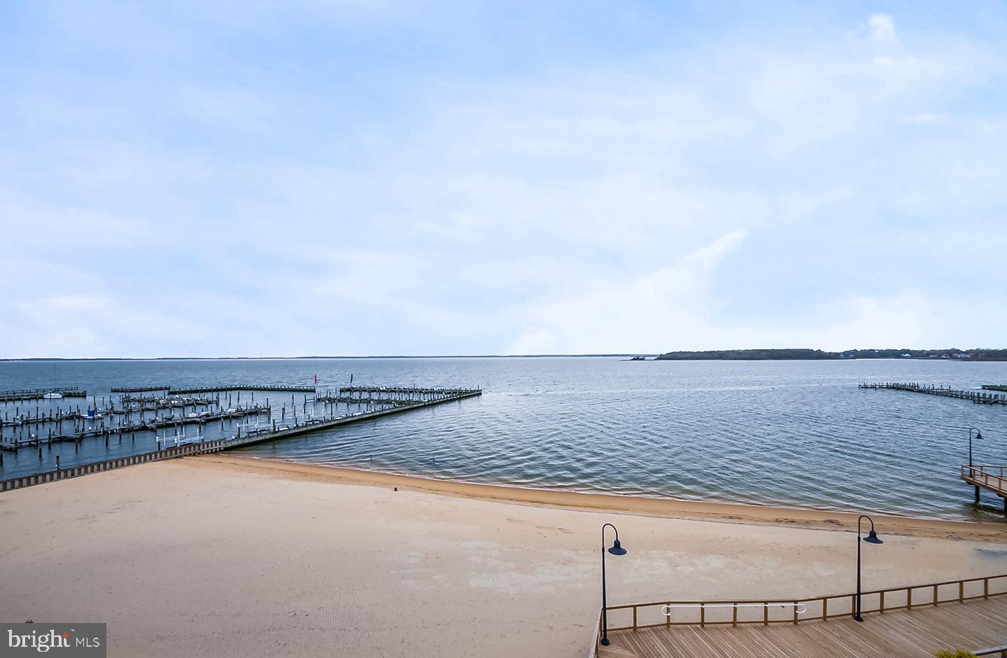 LIGHTHOUSE COVE - Residential