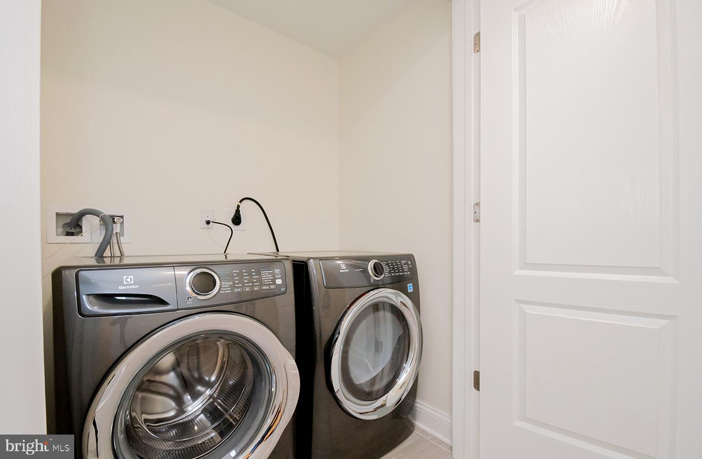 LIGHTHOUSE COVE - Residential